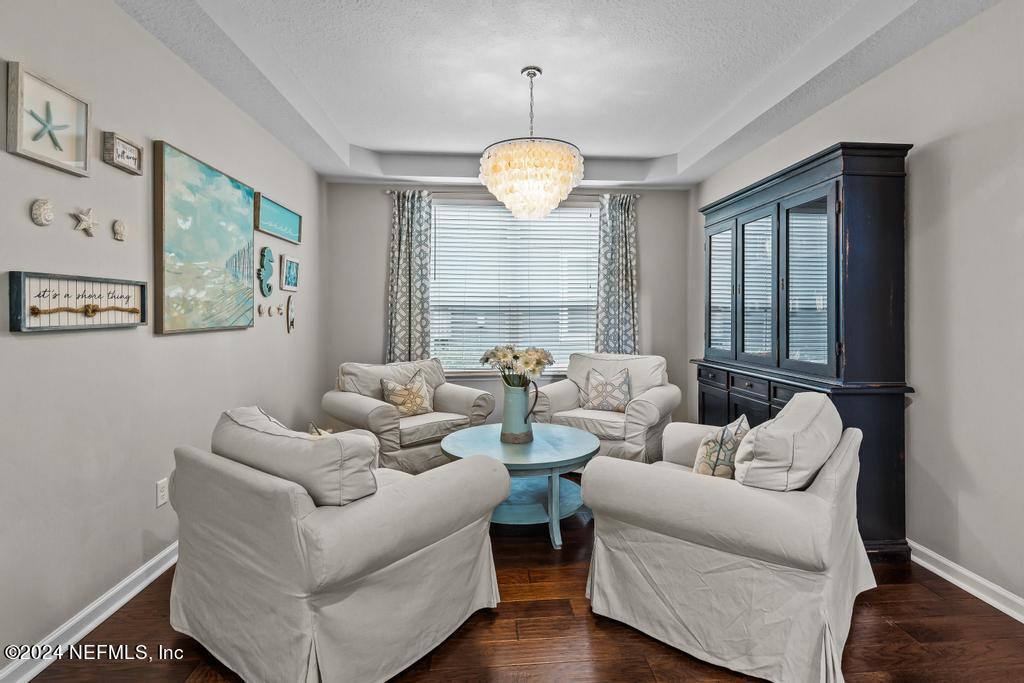 121 FRONTIERLAND Trail