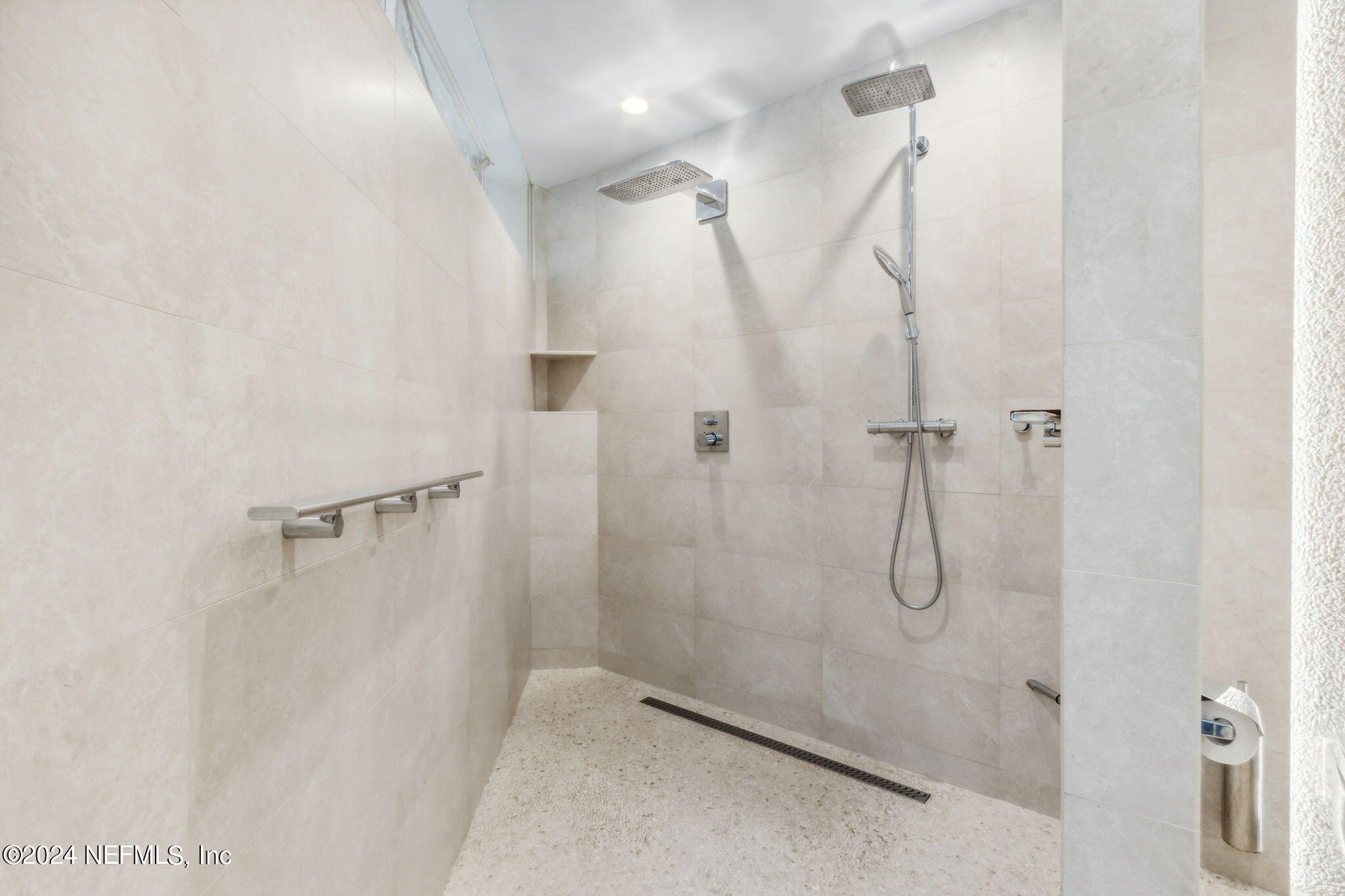 603 SUMMER Place, 603
