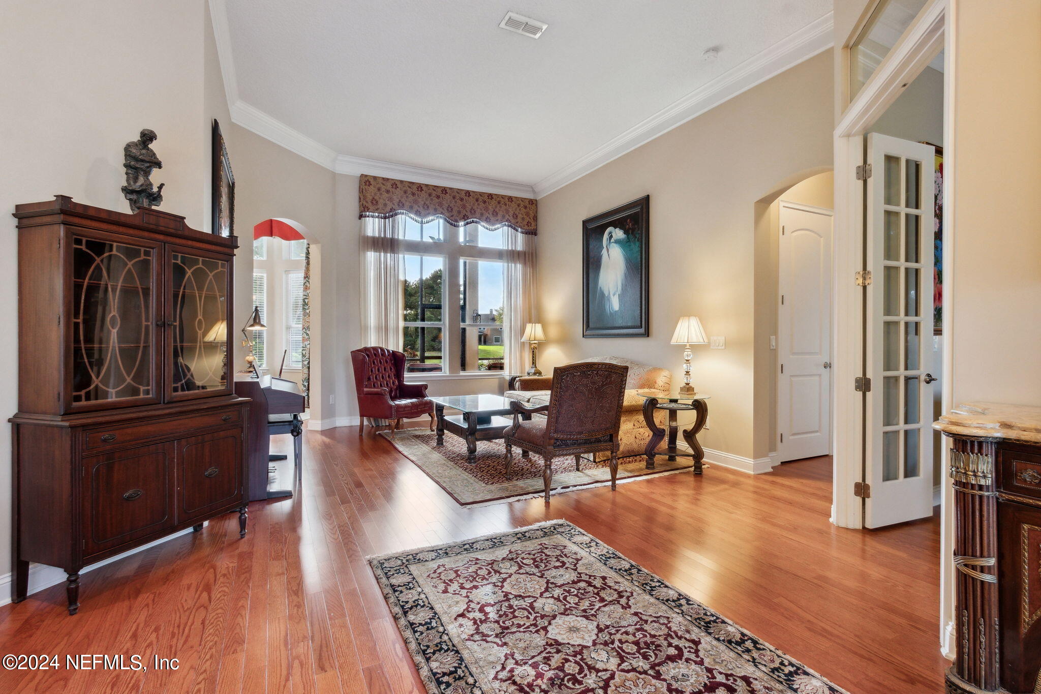 270 HOLLAND Drive
