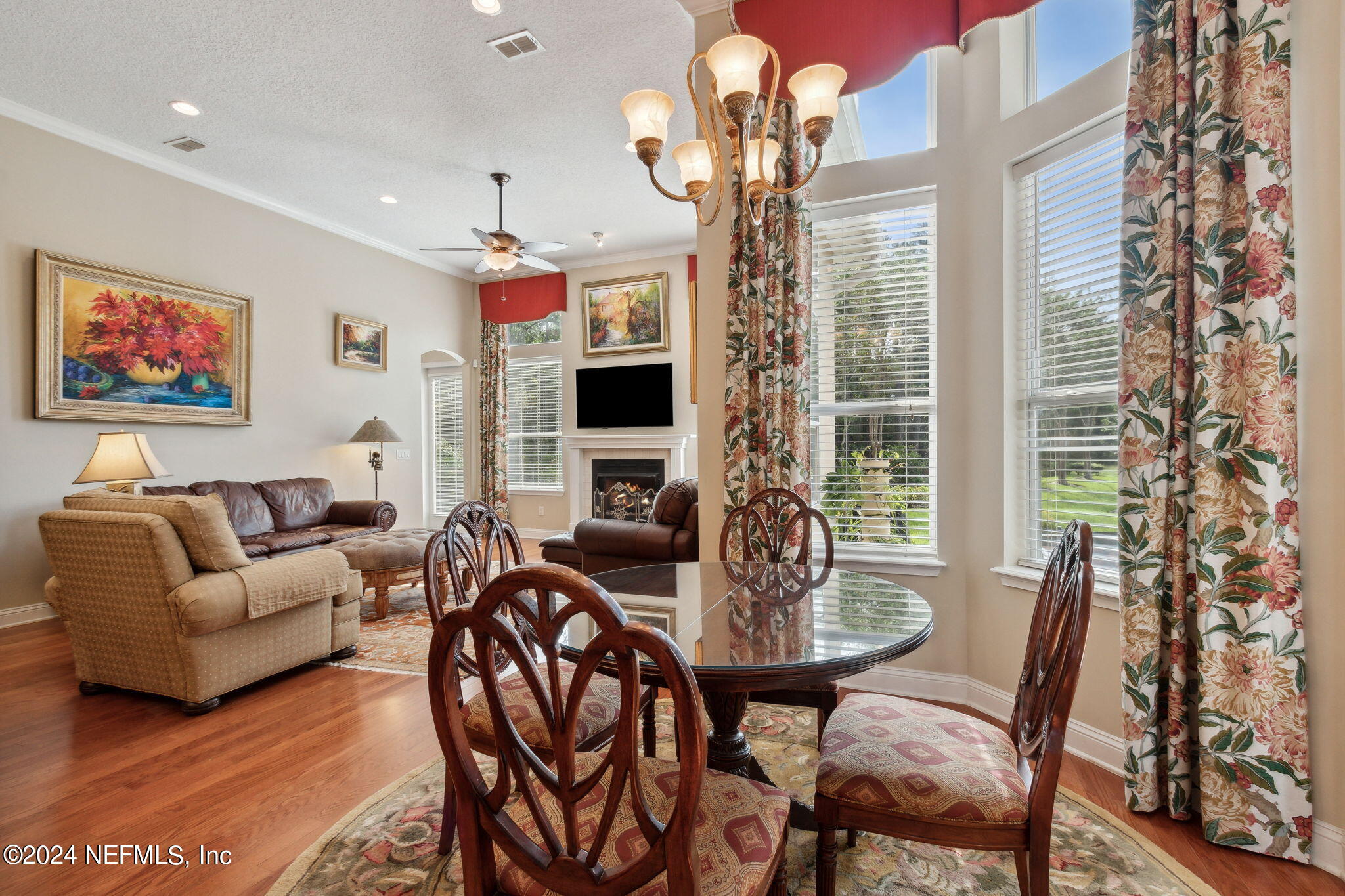270 HOLLAND Drive