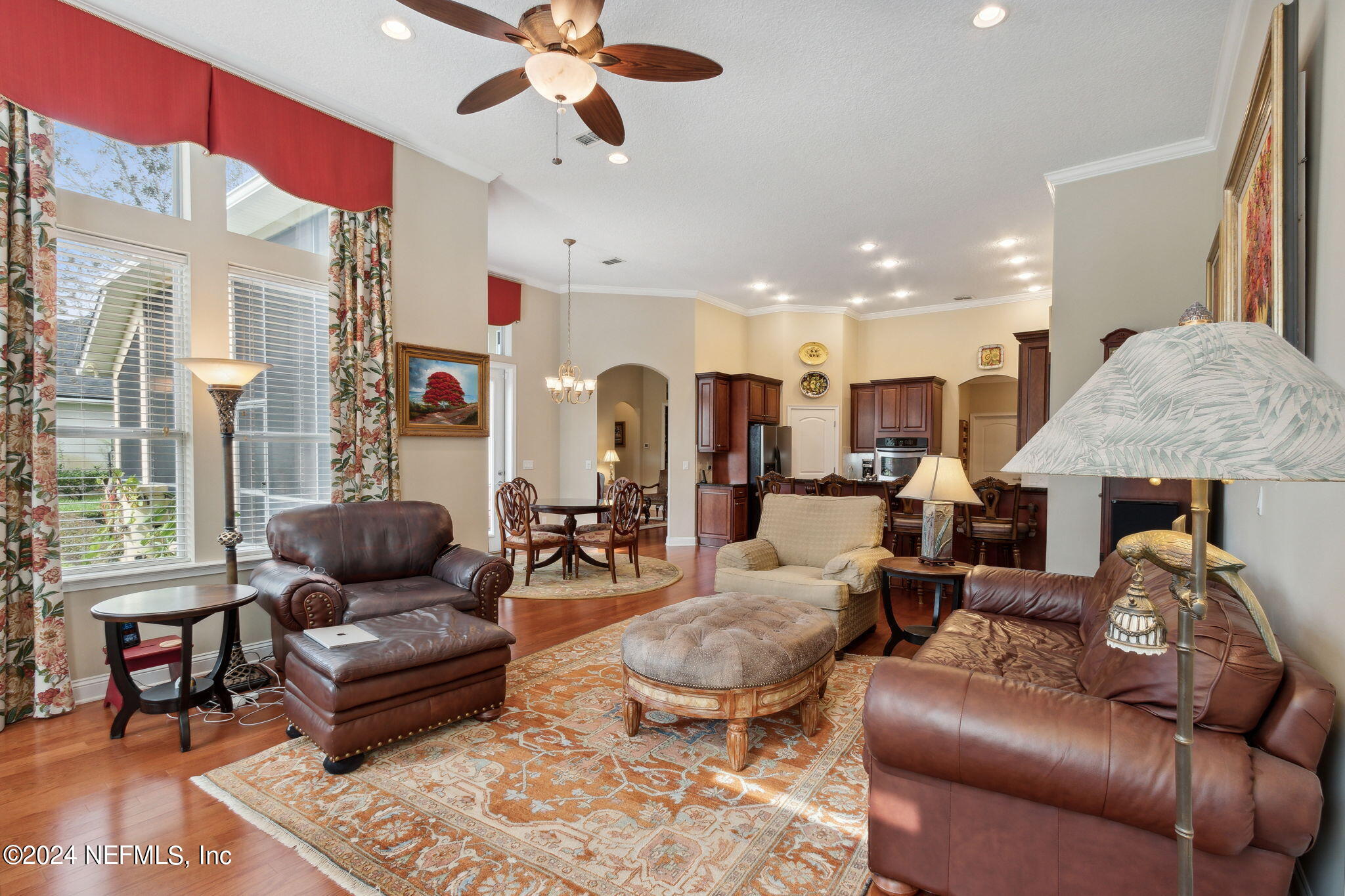 270 HOLLAND Drive