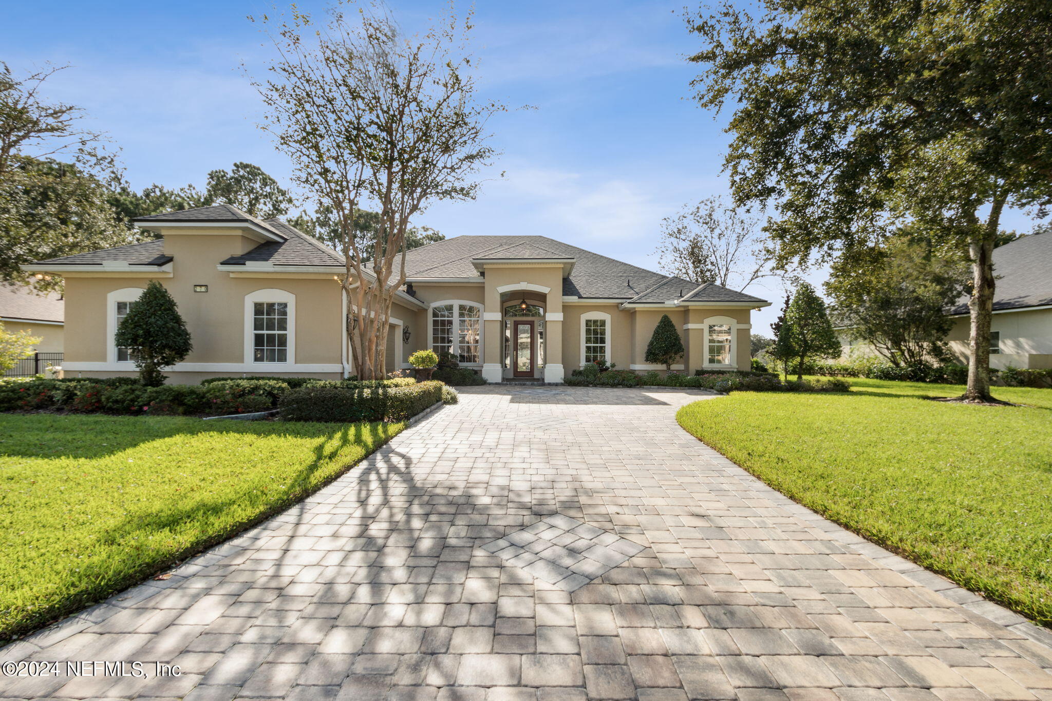 270 HOLLAND Drive