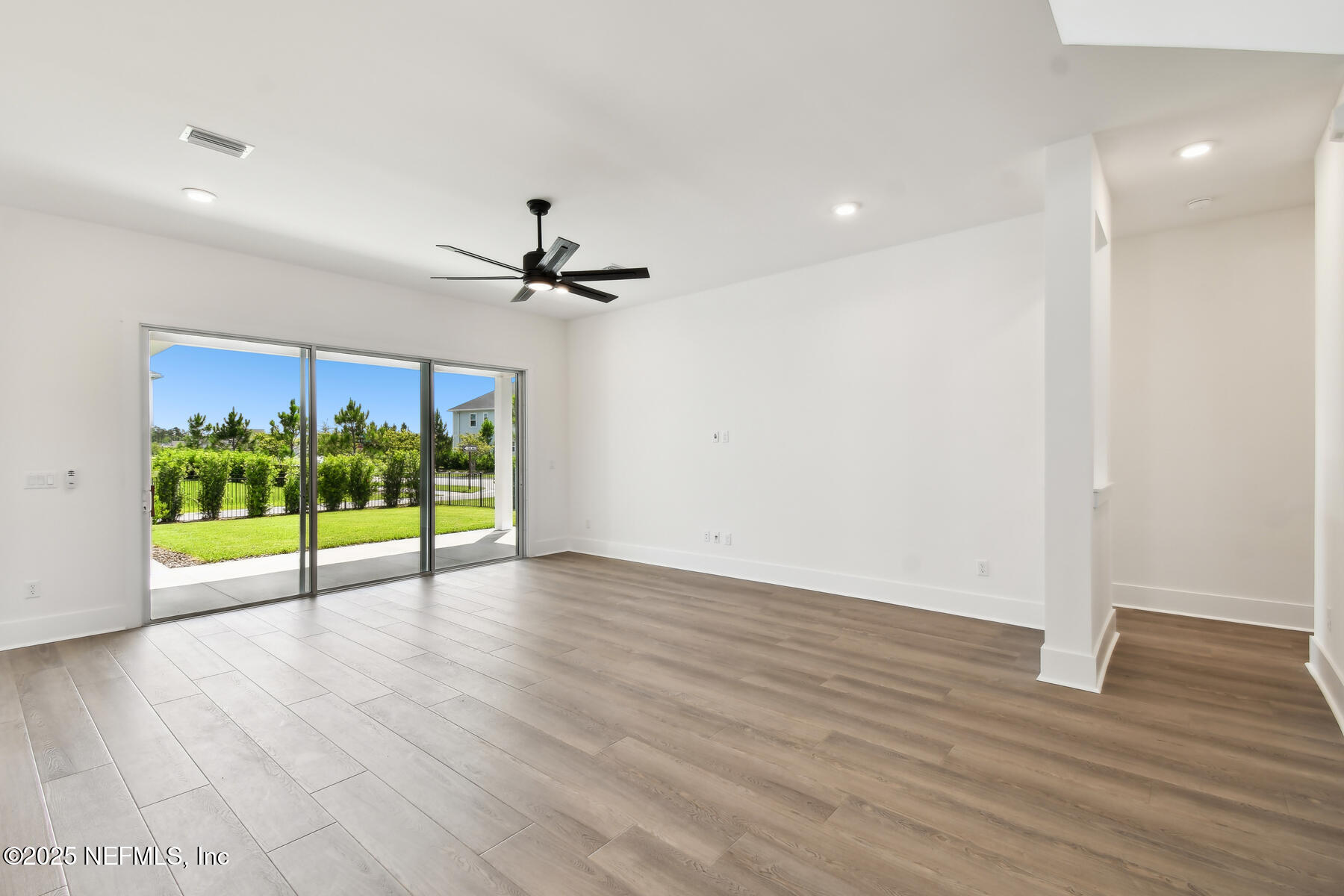 12167 STILLWOOD PNES Boulevard