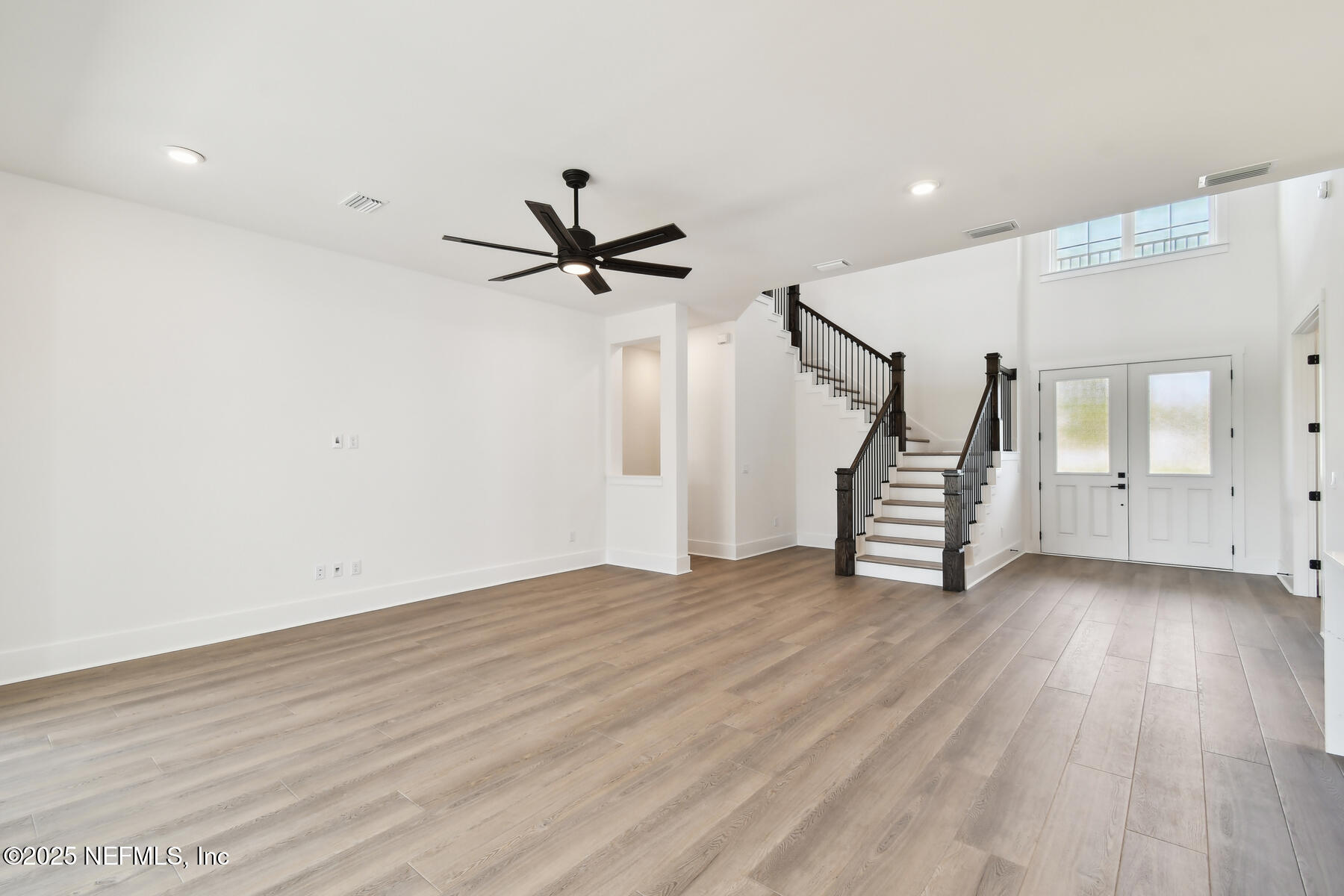 12167 STILLWOOD PNES Boulevard