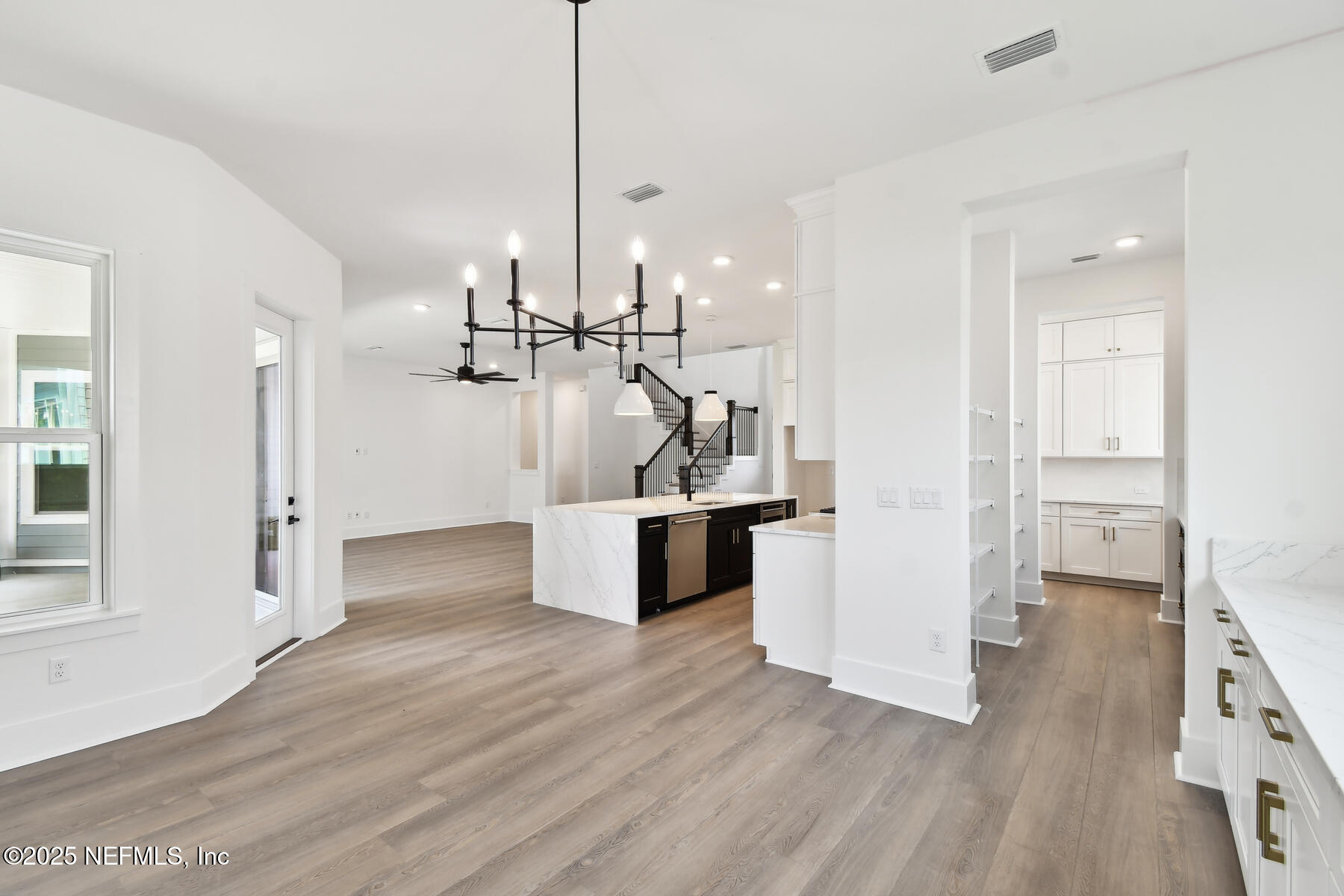 12167 STILLWOOD PNES Boulevard