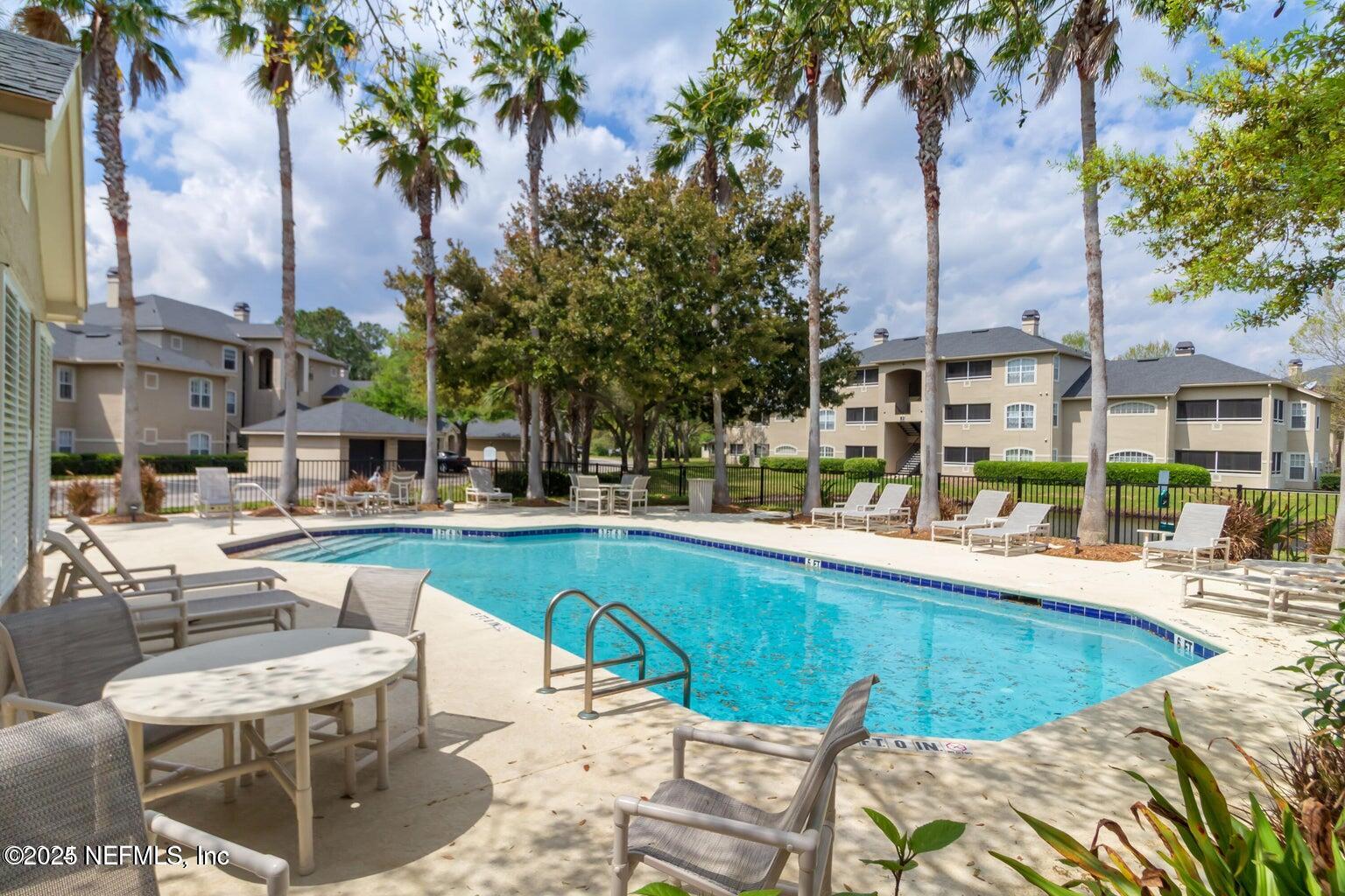 1701 THE GREENS Way, 312