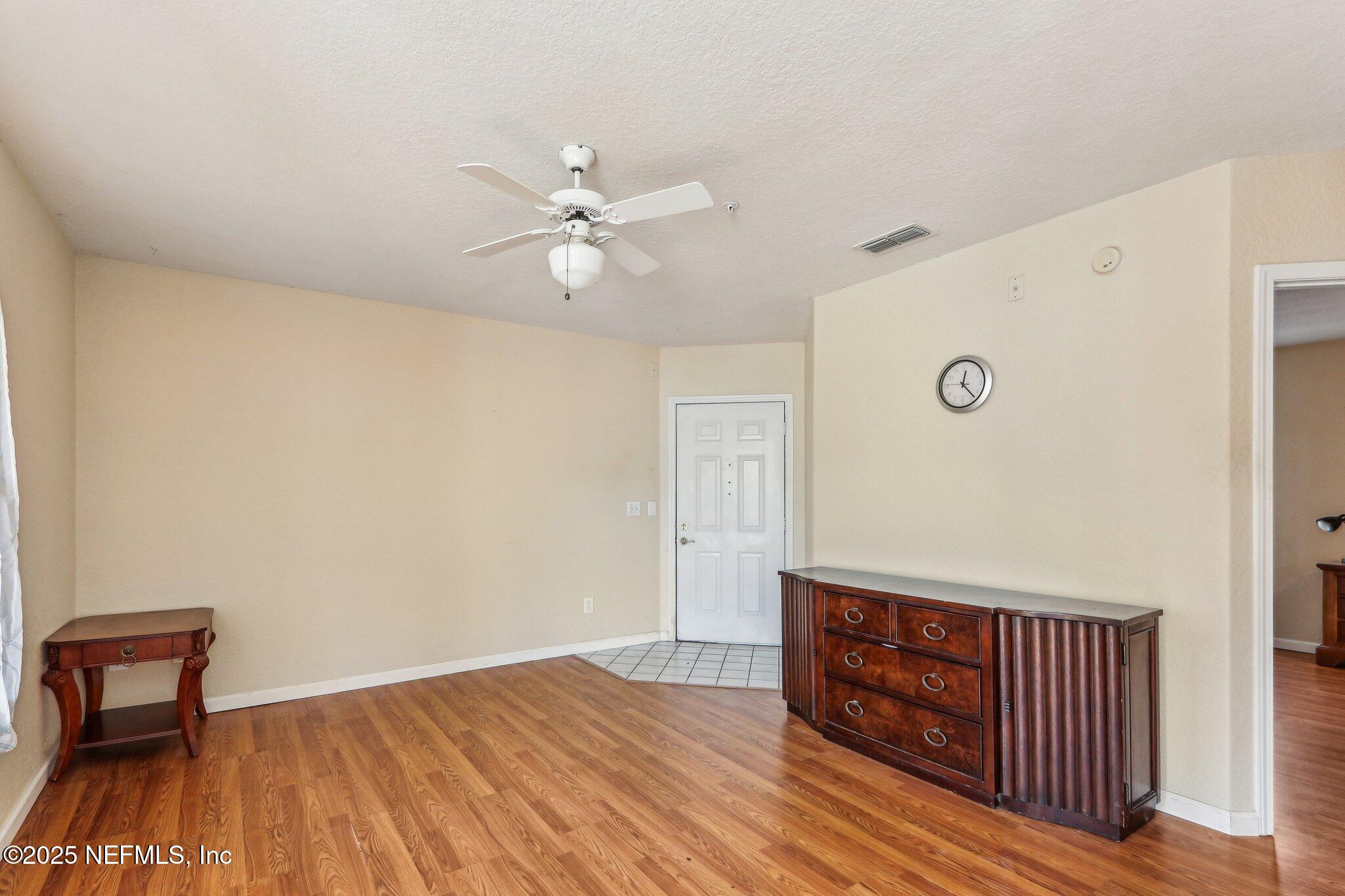 1701 THE GREENS Way, 312