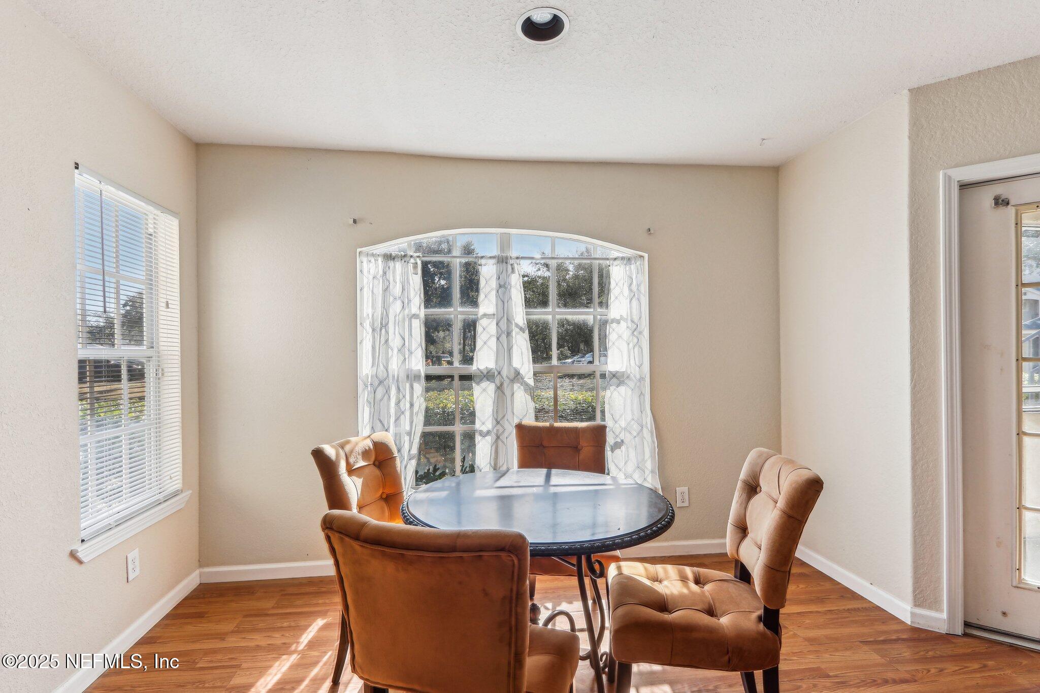 1701 THE GREENS Way, 312