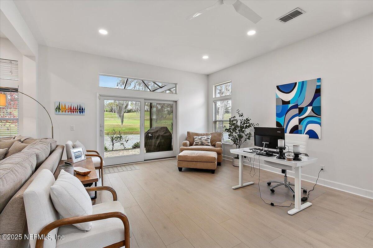 289 WATER'S EDGE Drive S