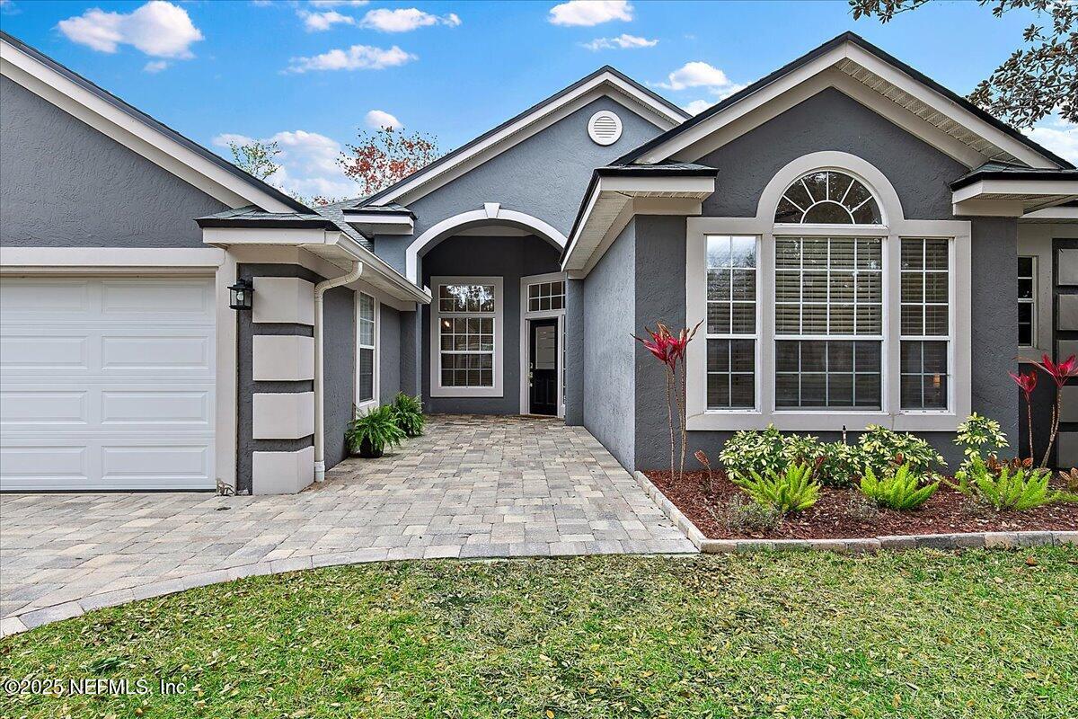 289 WATER'S EDGE Drive S
