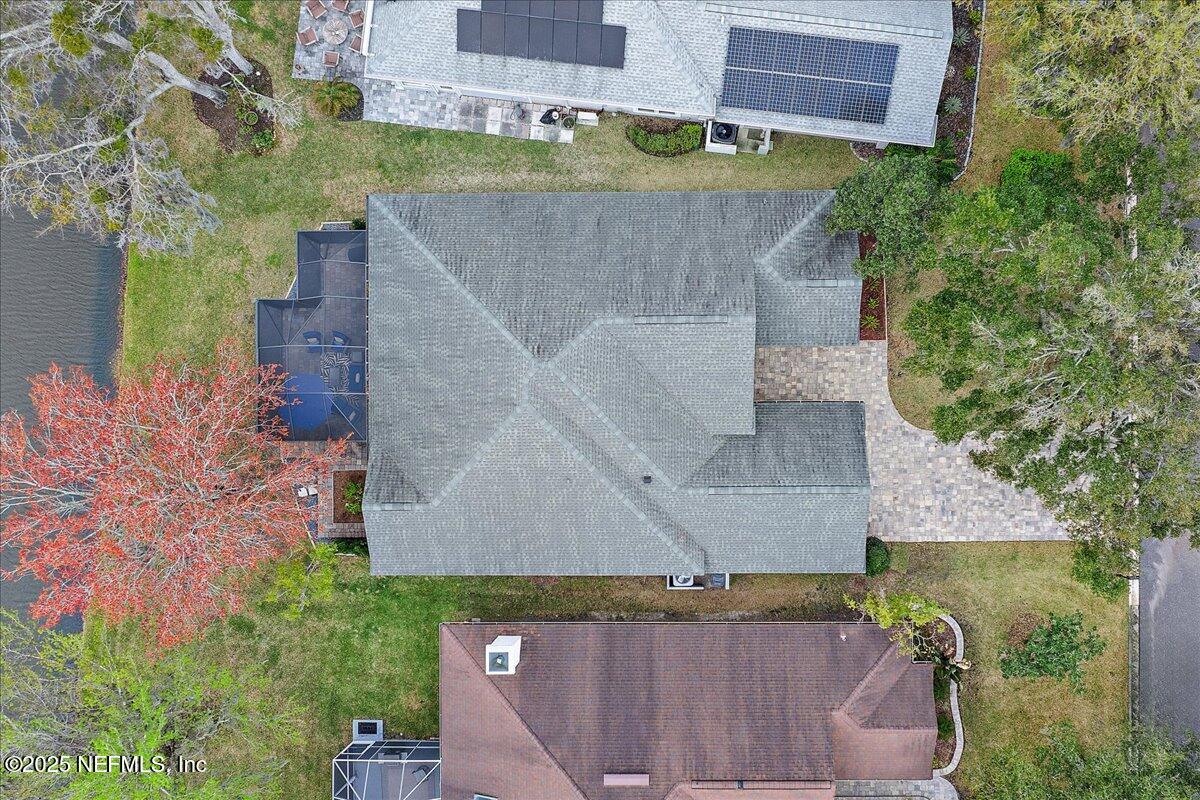 289 WATER'S EDGE Drive S