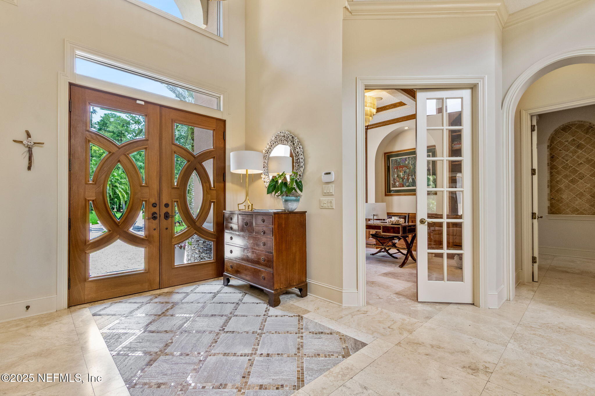 21 N ROSCOE Boulevard