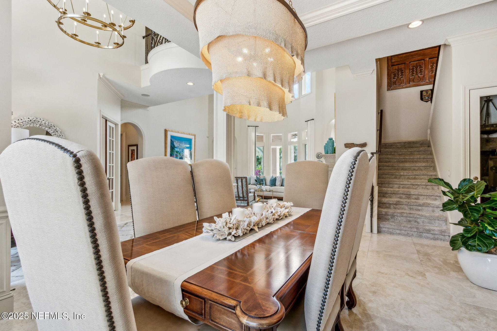 21 N ROSCOE Boulevard