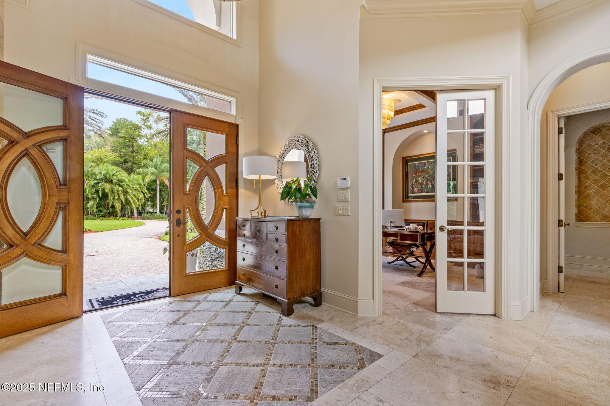 21 N ROSCOE Boulevard