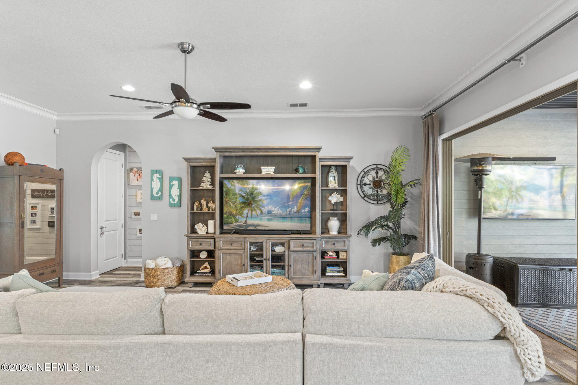 205 VALLEY GROVE Drive