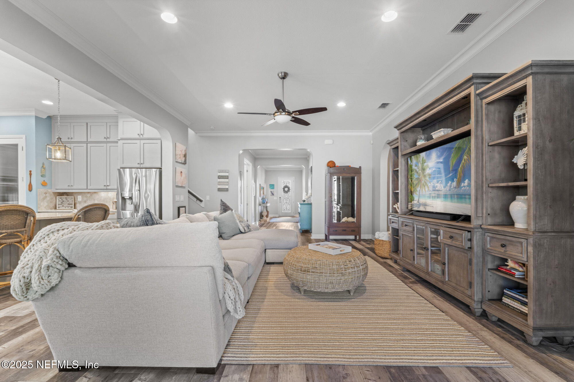 205 VALLEY GROVE Drive