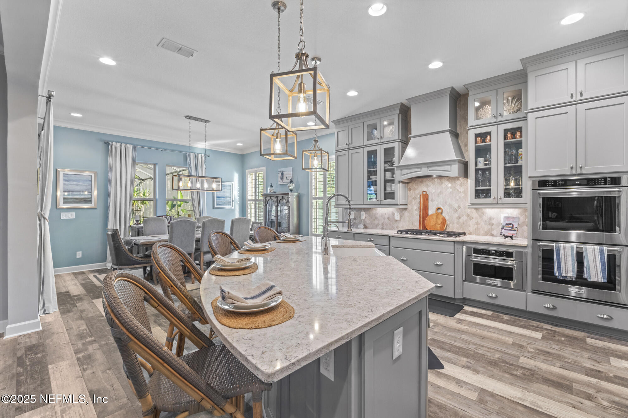 205 VALLEY GROVE Drive