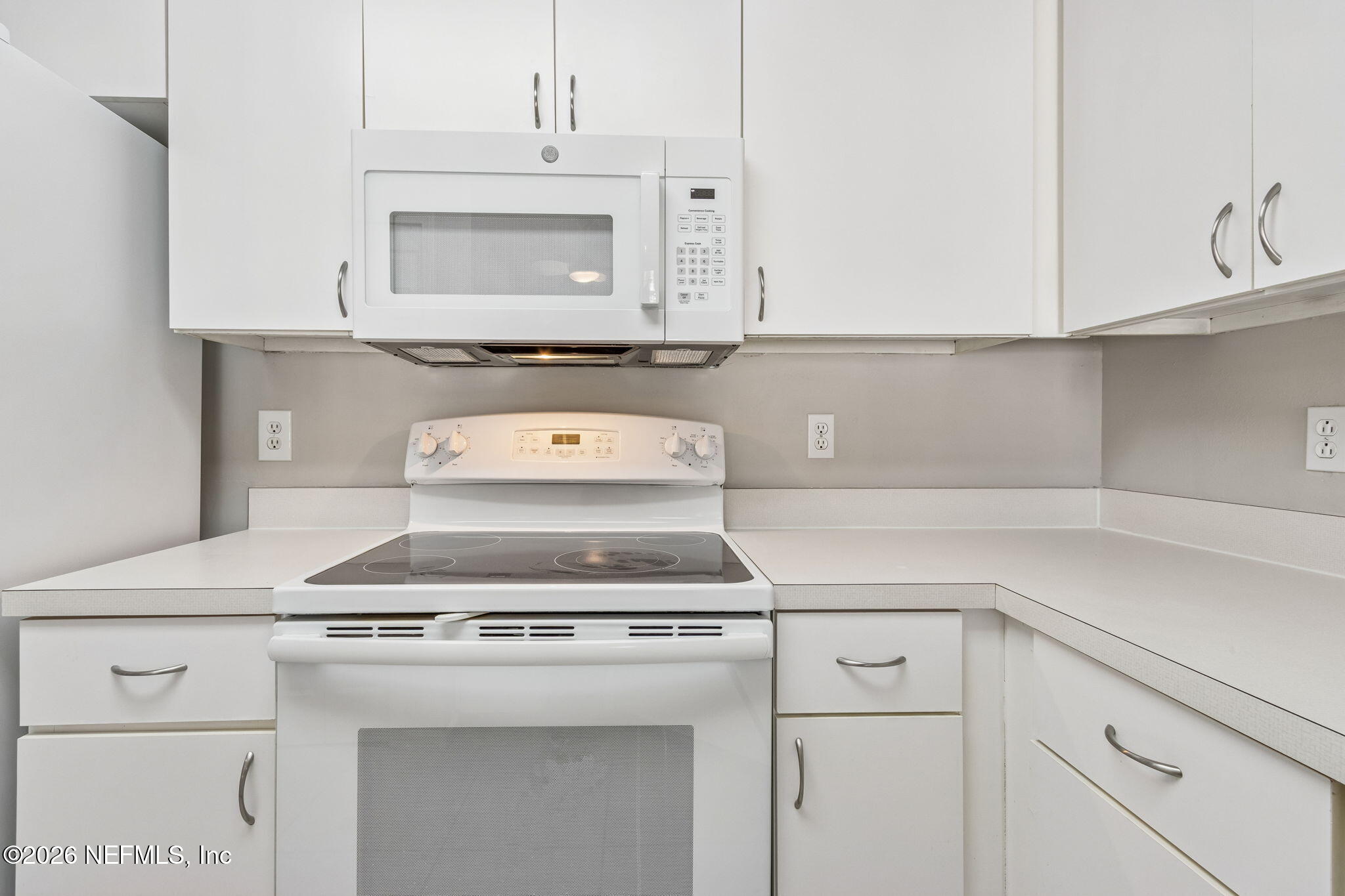 800 IRONWOOD Drive 834