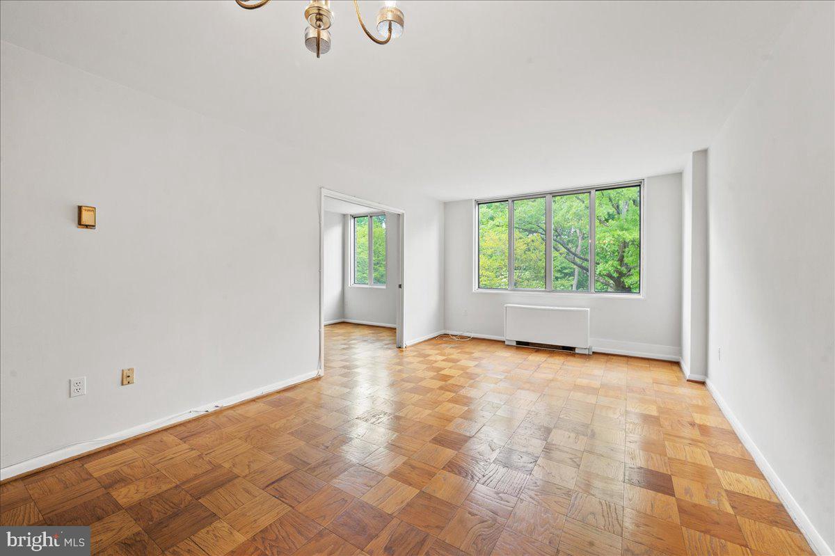 2939 van Ness STREET NW Unit: 204