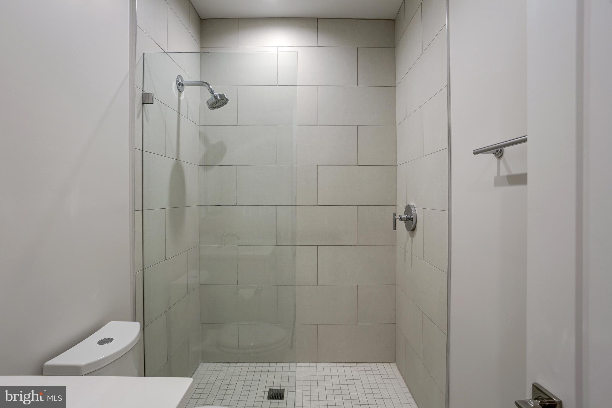 1817 VERNON ST NW #1