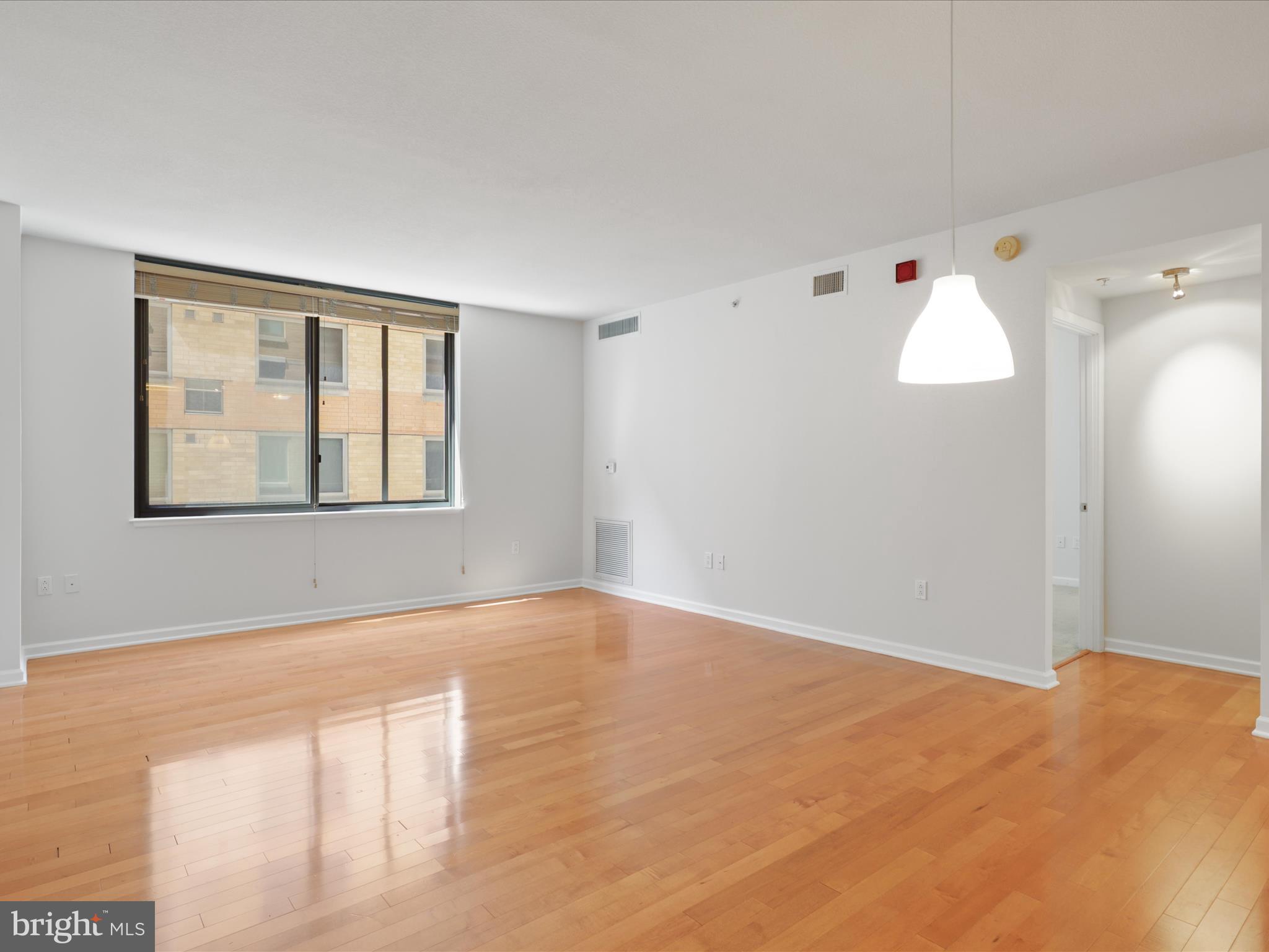 440 L St NW #408