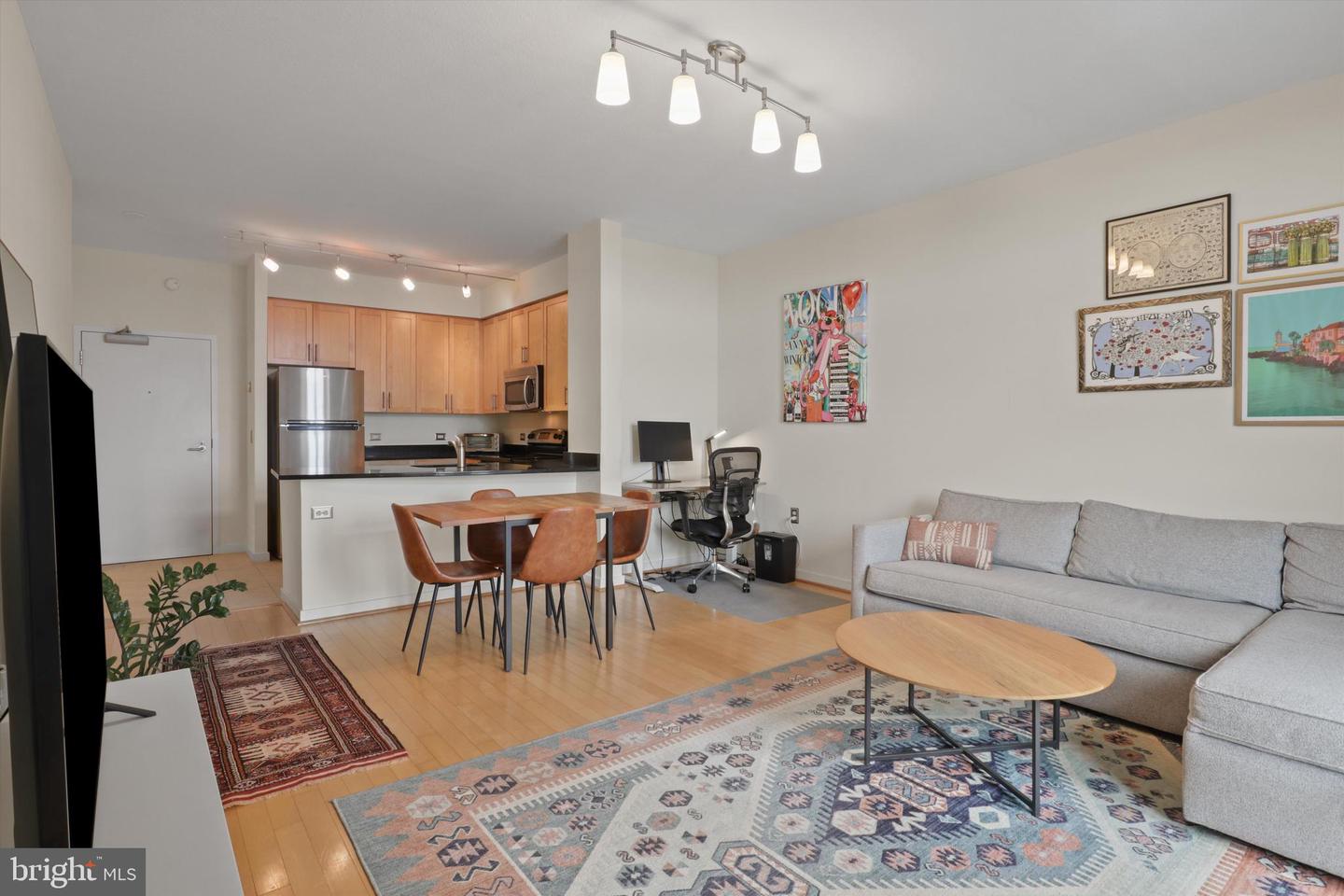 437 New York Ave NW #1003