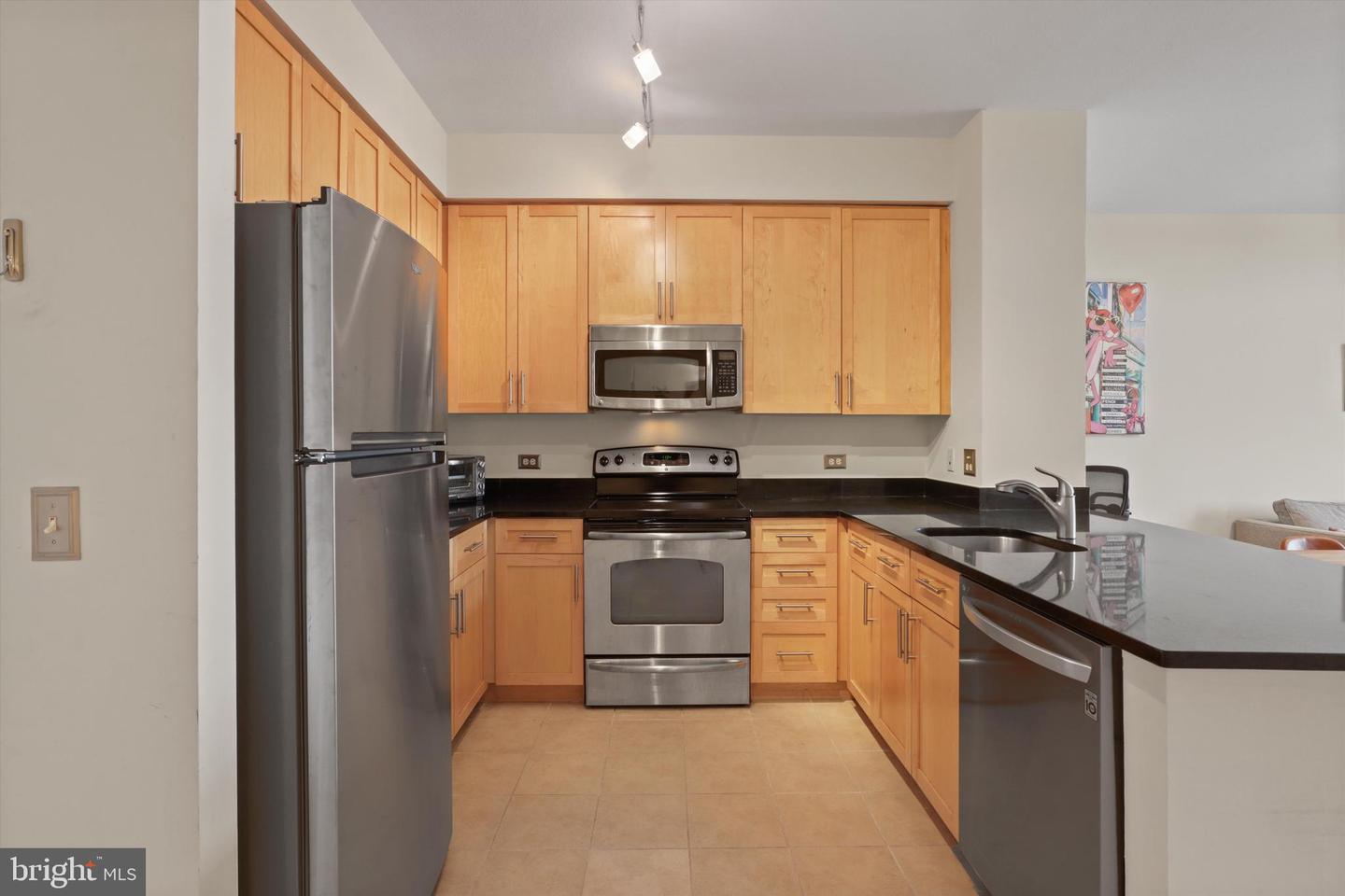437 New York Ave NW #1003