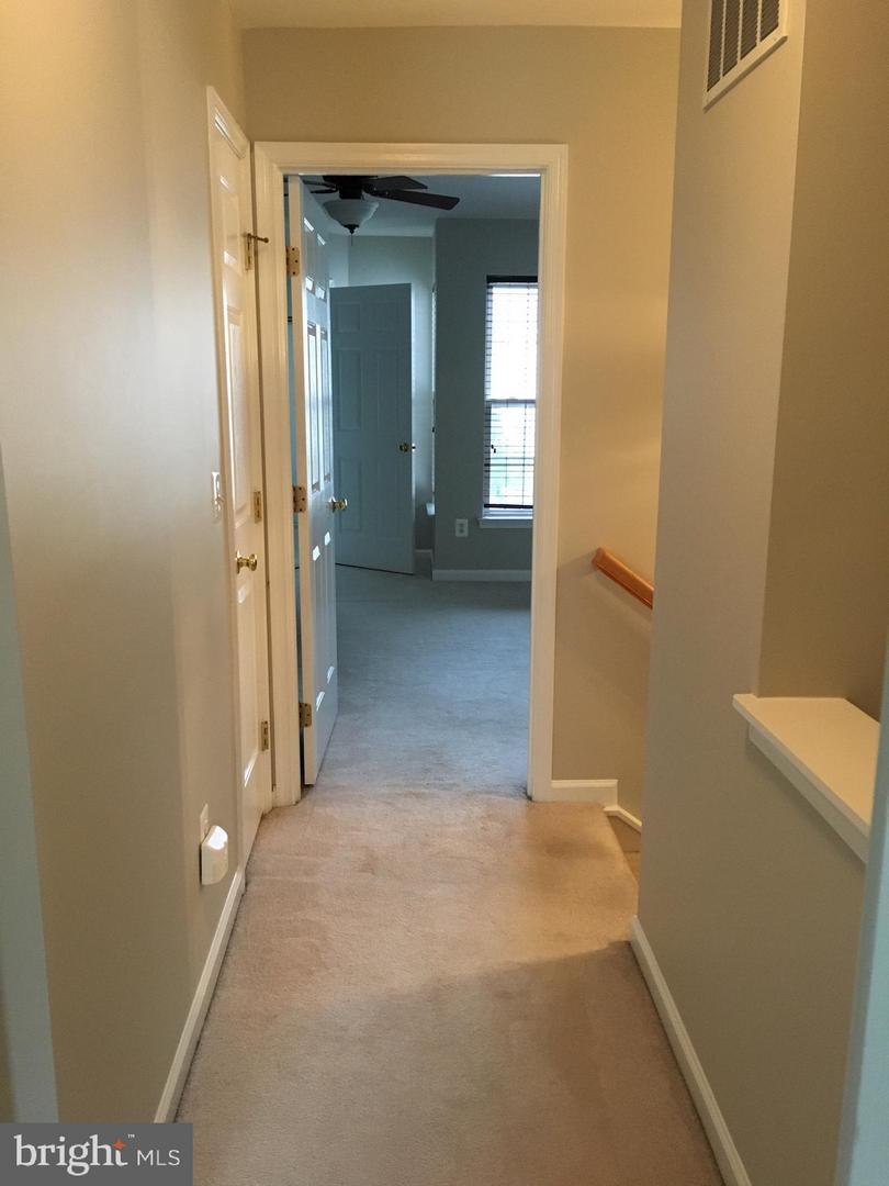 220 Medlock LANE