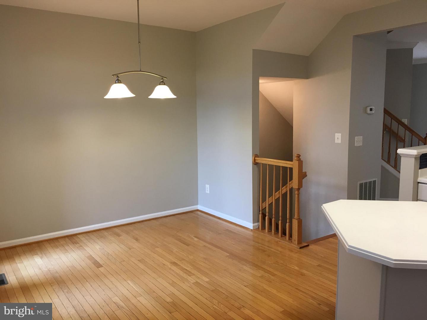 220 Medlock LANE