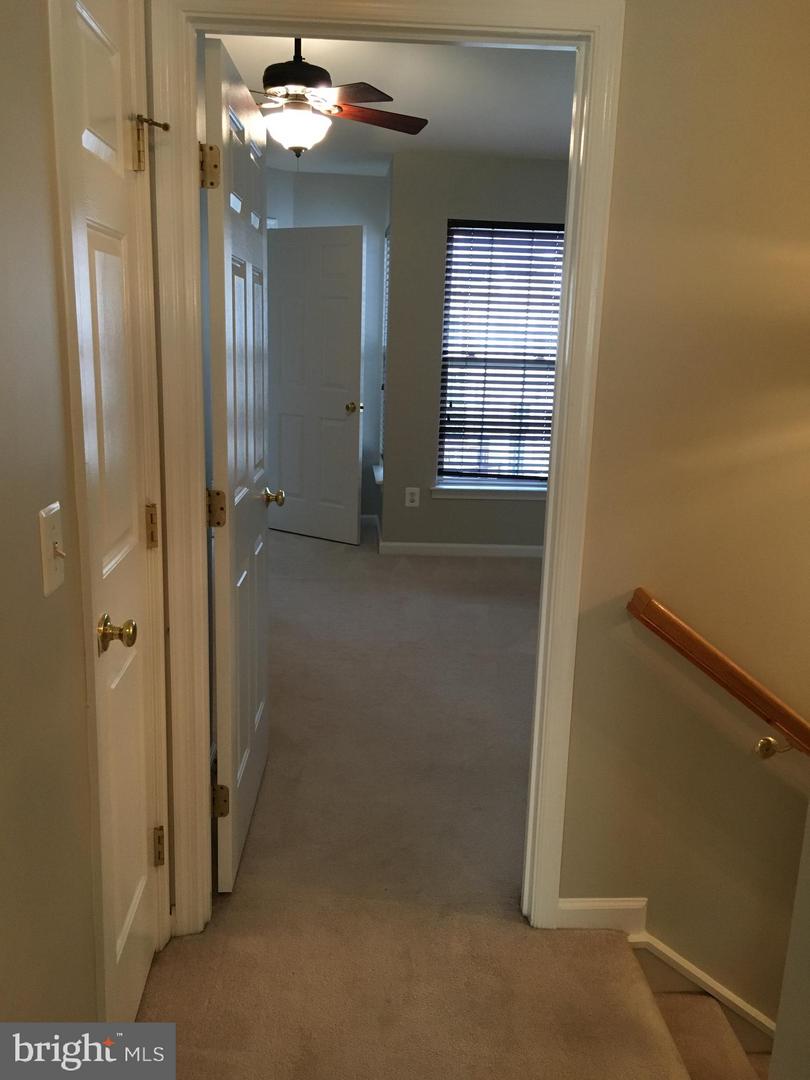 220 Medlock LANE