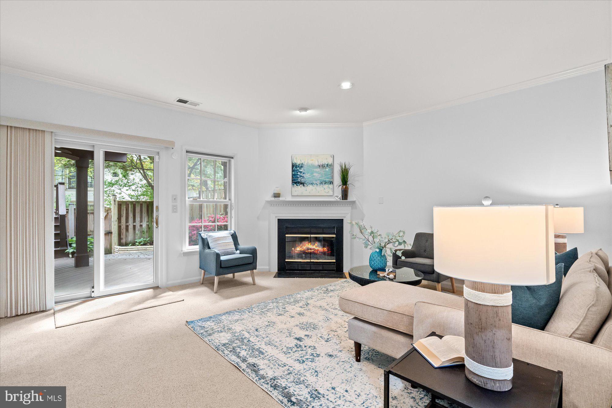 1236 Dartmouth Rd