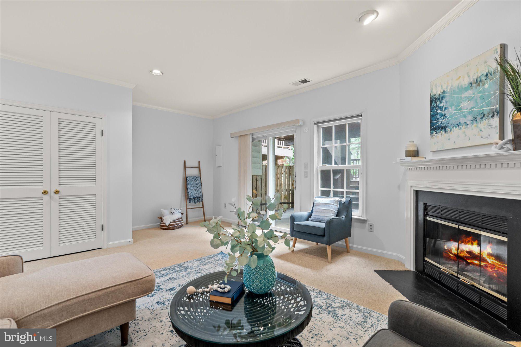 1236 Dartmouth Rd