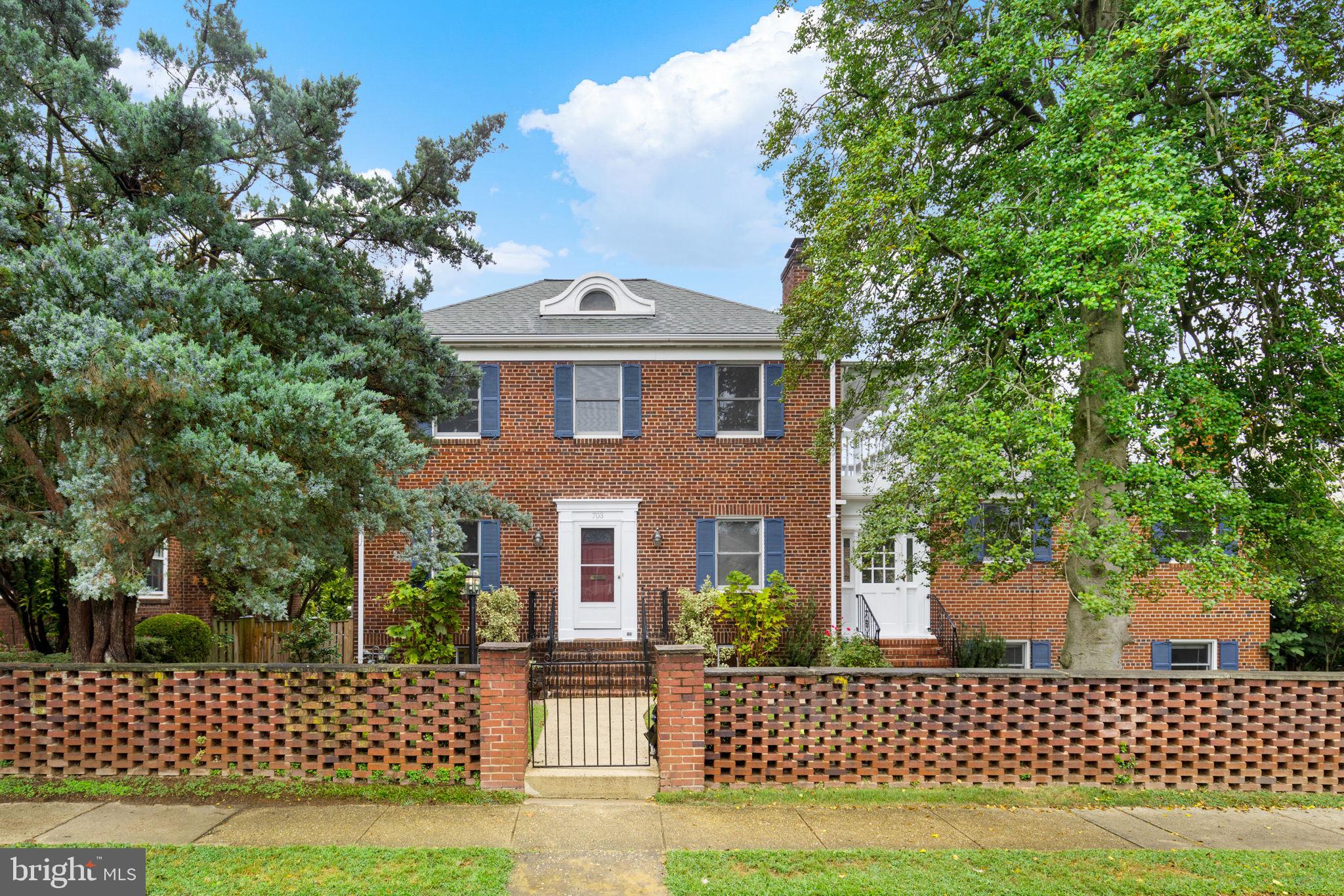 703 BRAXTON PLACE