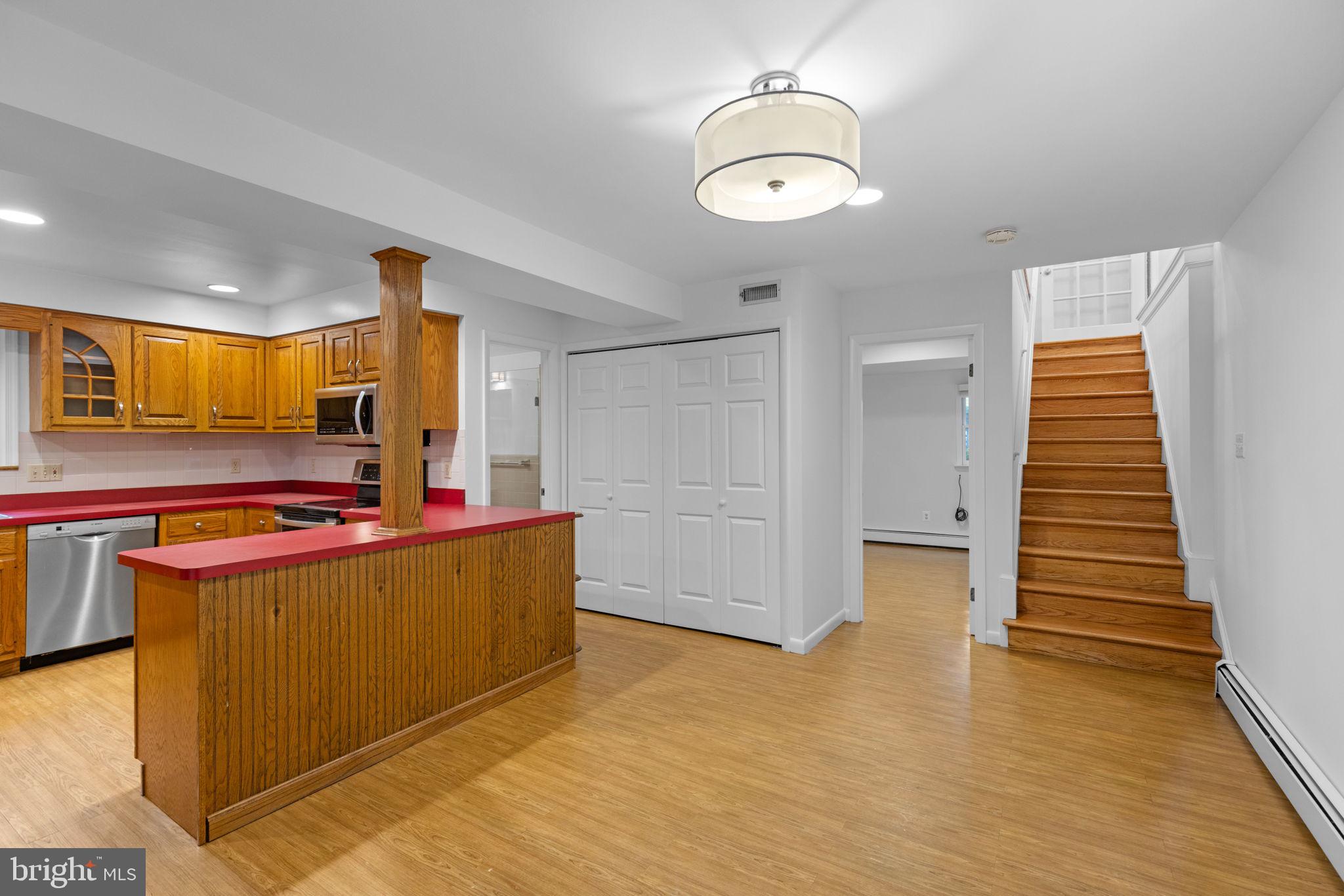 703 BRAXTON PLACE