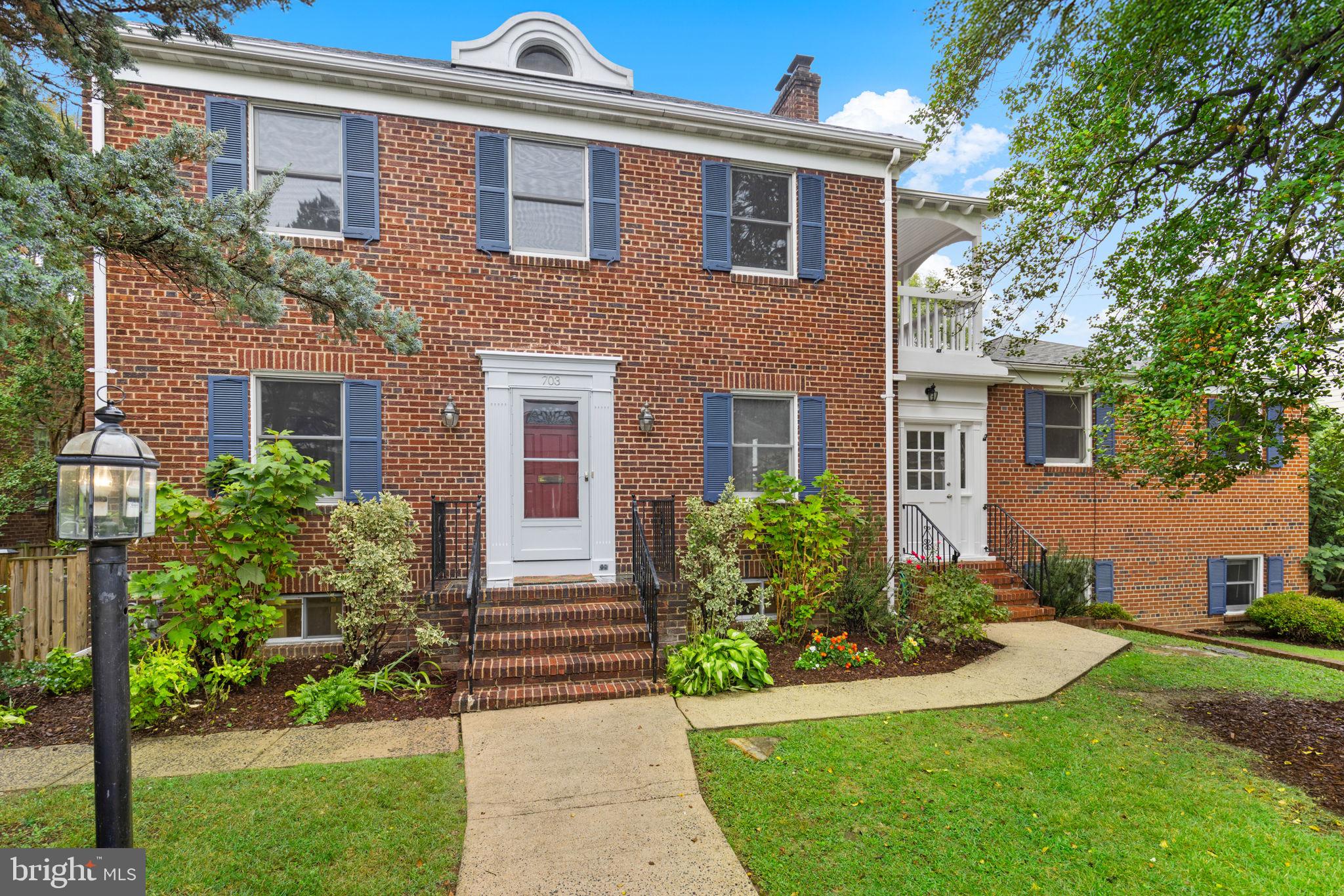 703 BRAXTON PLACE