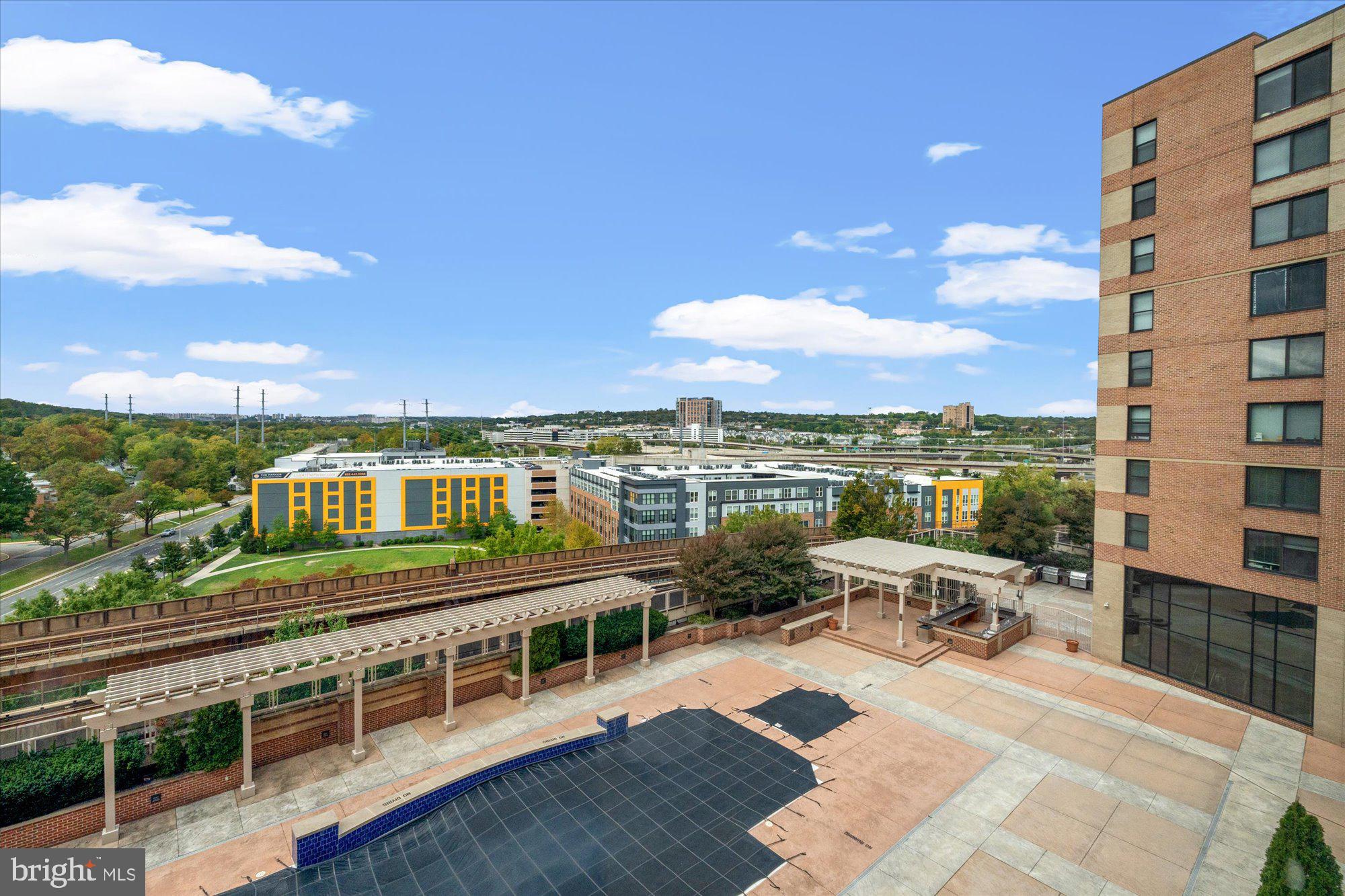 2451 Midtown AVENUE Unit: 1123
