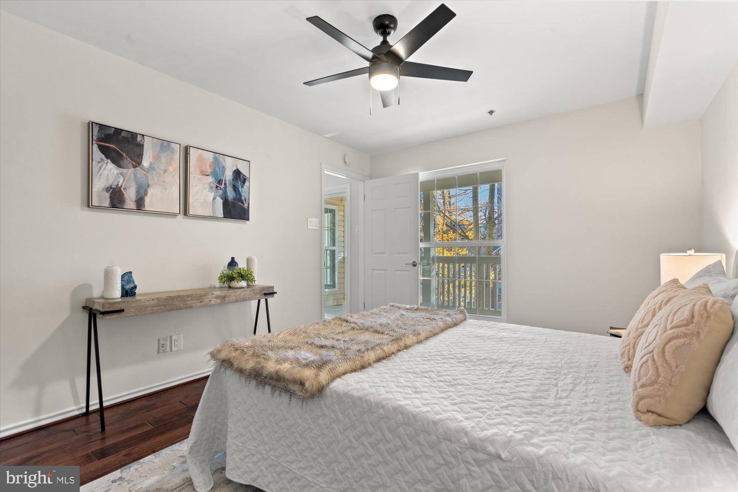 1524 Lincoln WAY Unit: 307