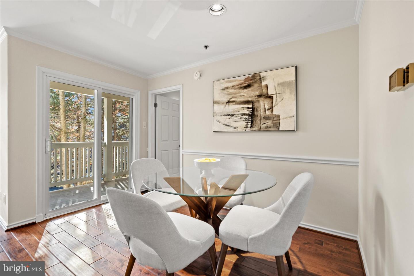 1524 Lincoln WAY Unit: 307