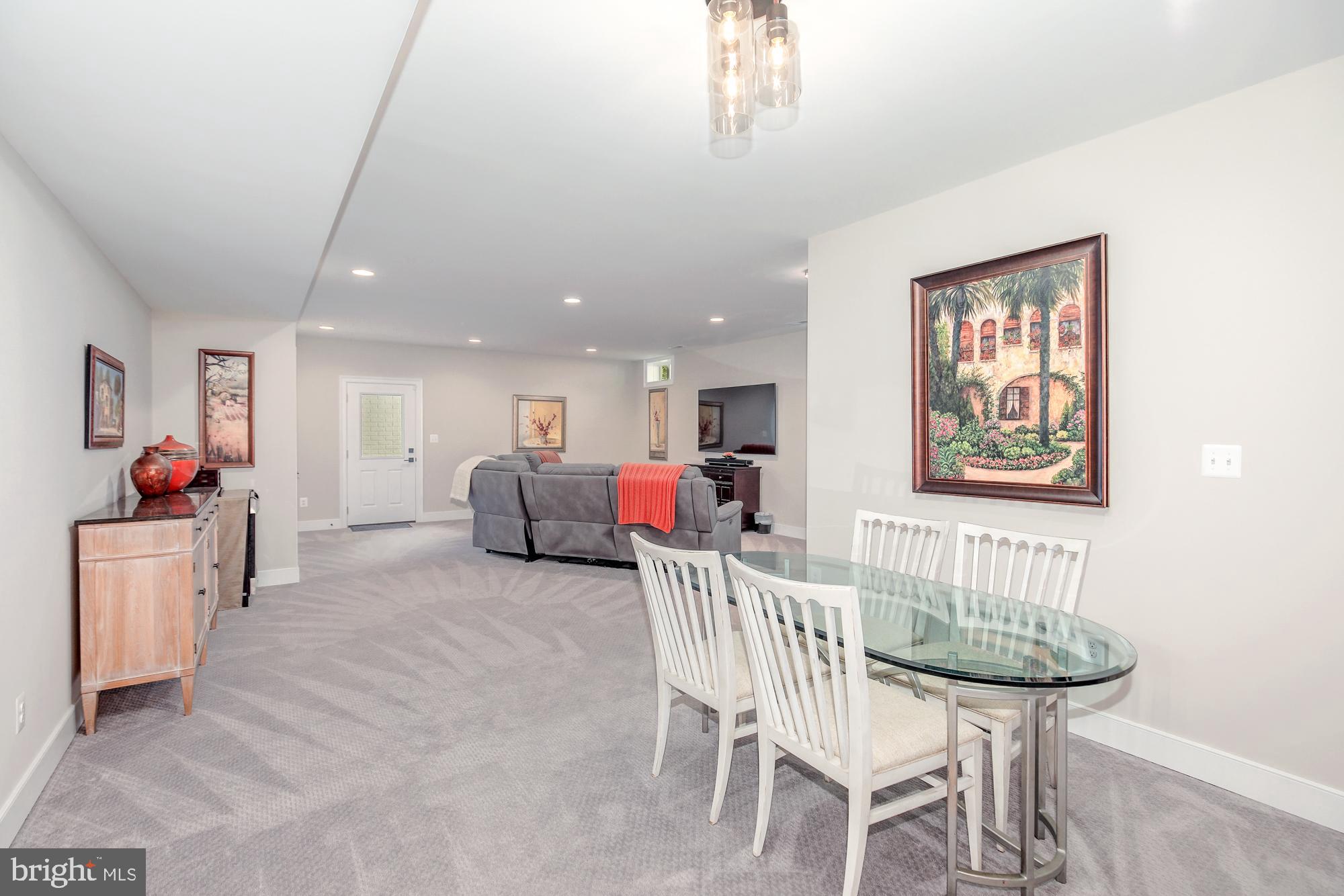 7400 Storm Ct