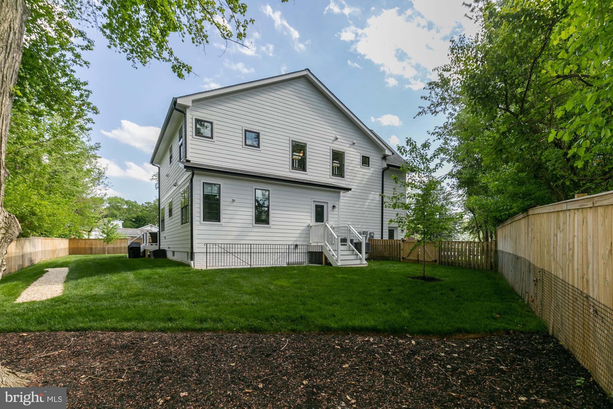 7400 Storm Ct