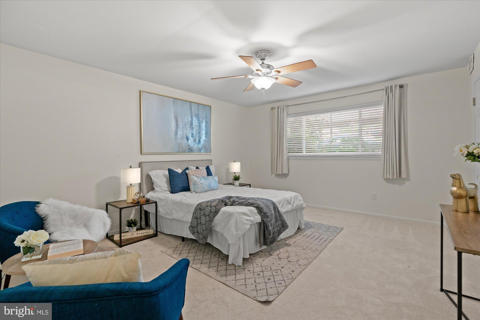 1671 Parkcrest Cir #100