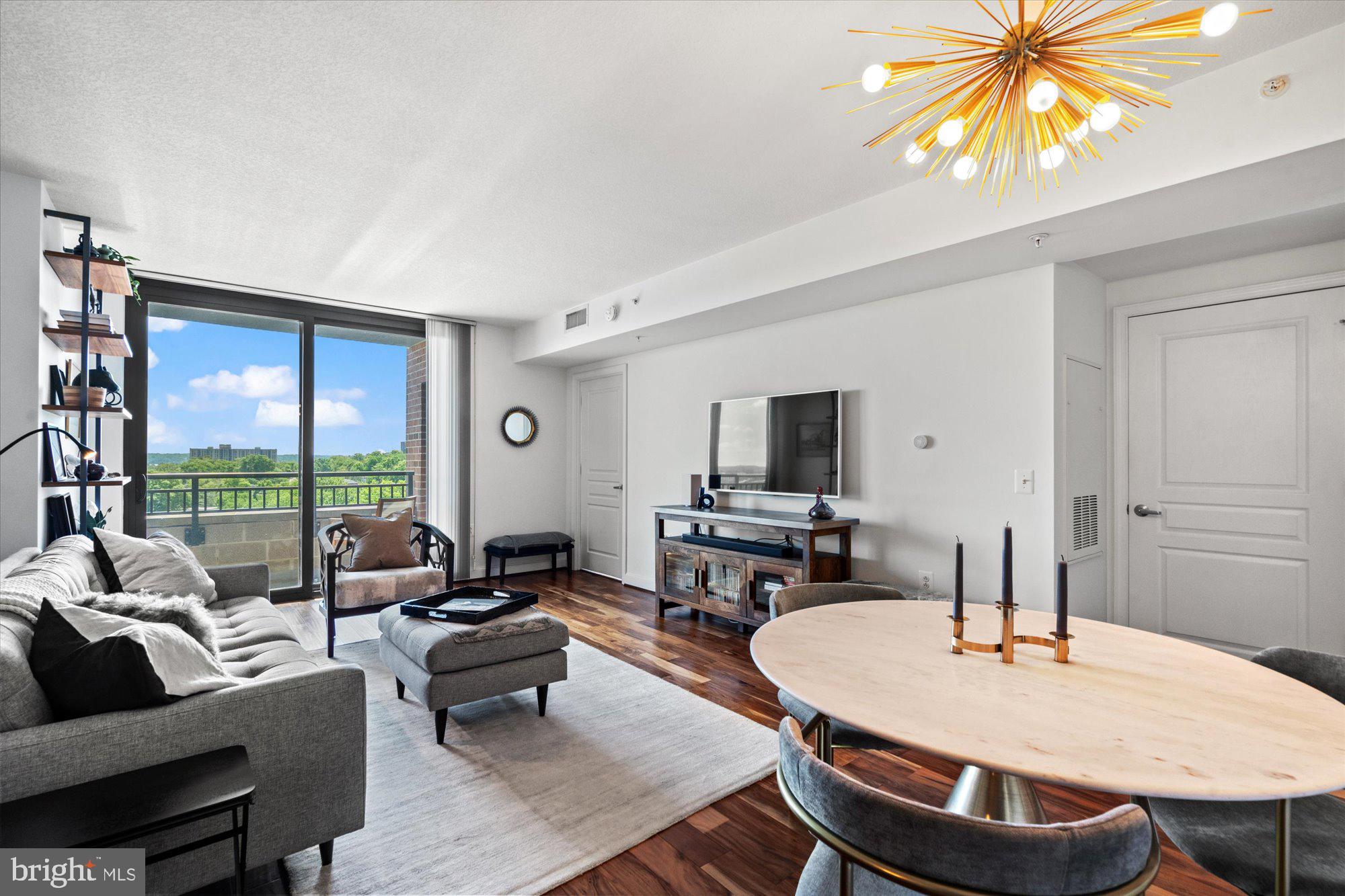 2451 Midtown Ave #1109