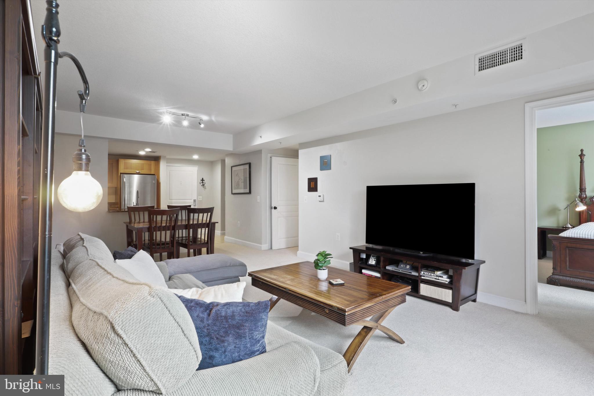 2451 Midtown Ave #309