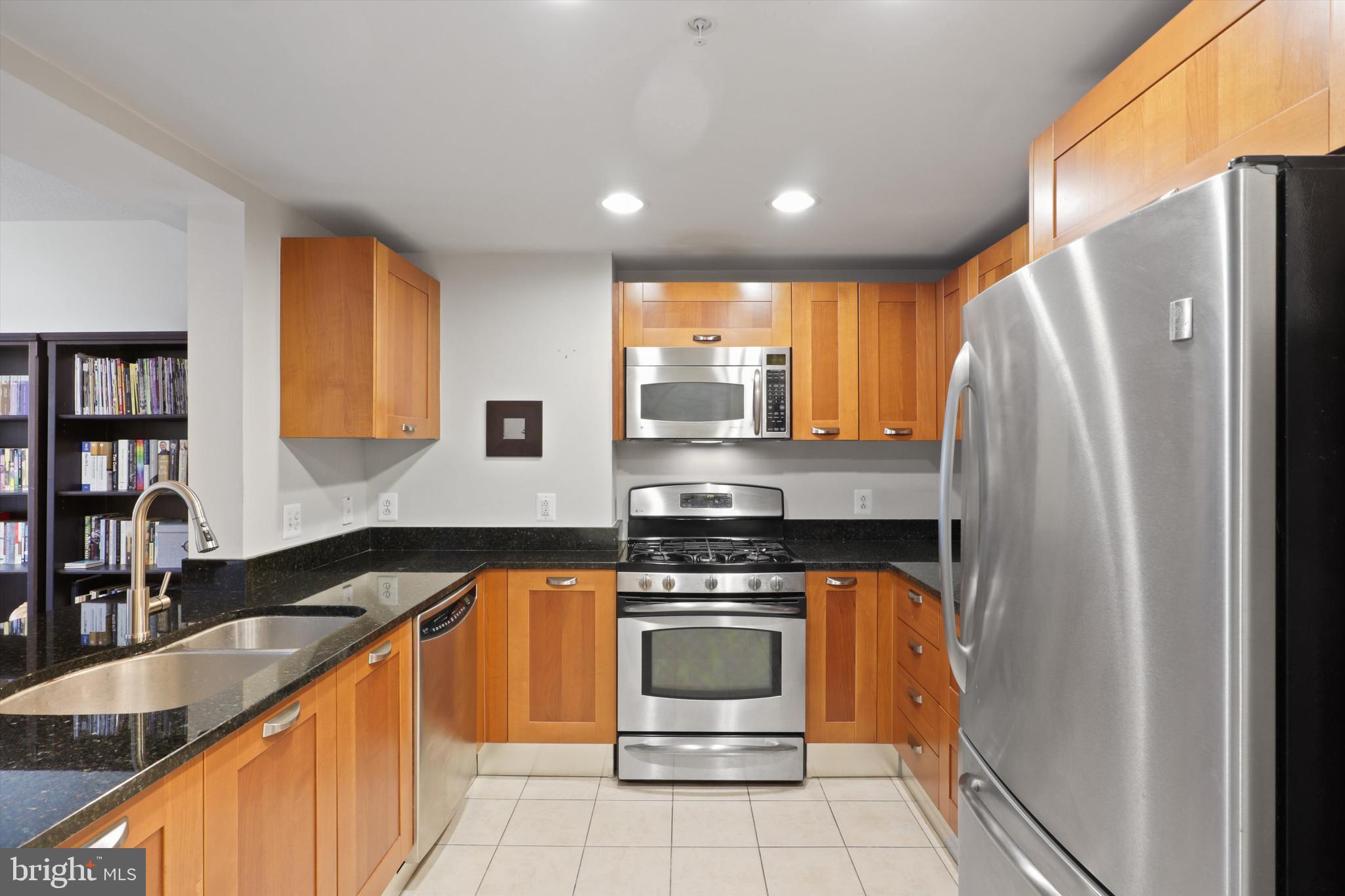 2451 Midtown Ave #309