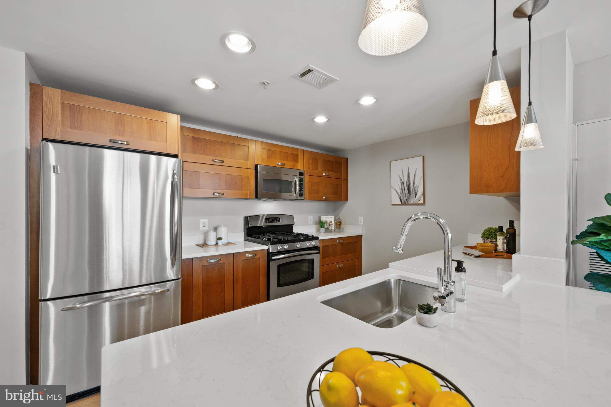 2451 Midtown Ave #1401