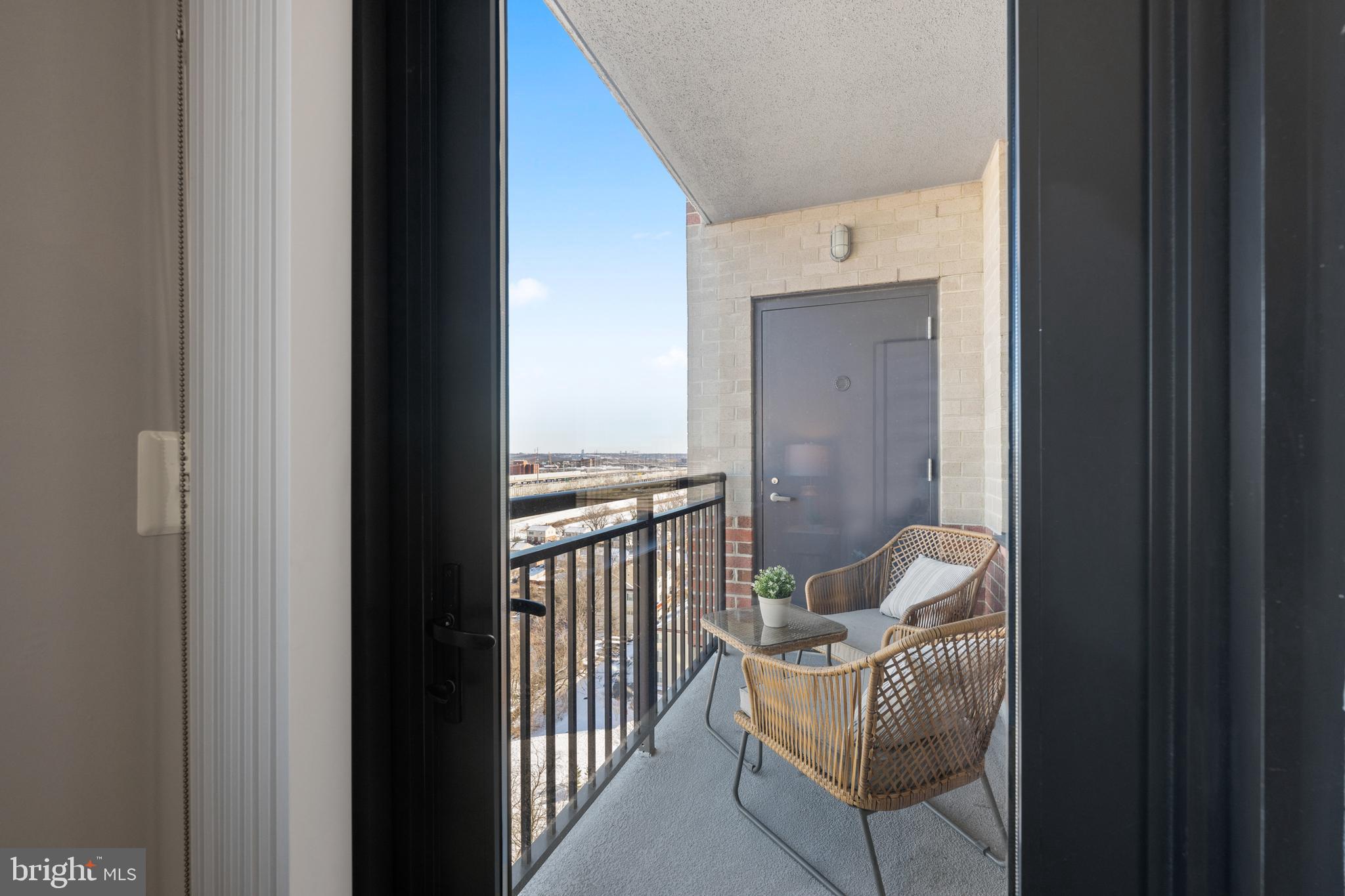 2451 Midtown Ave #1401