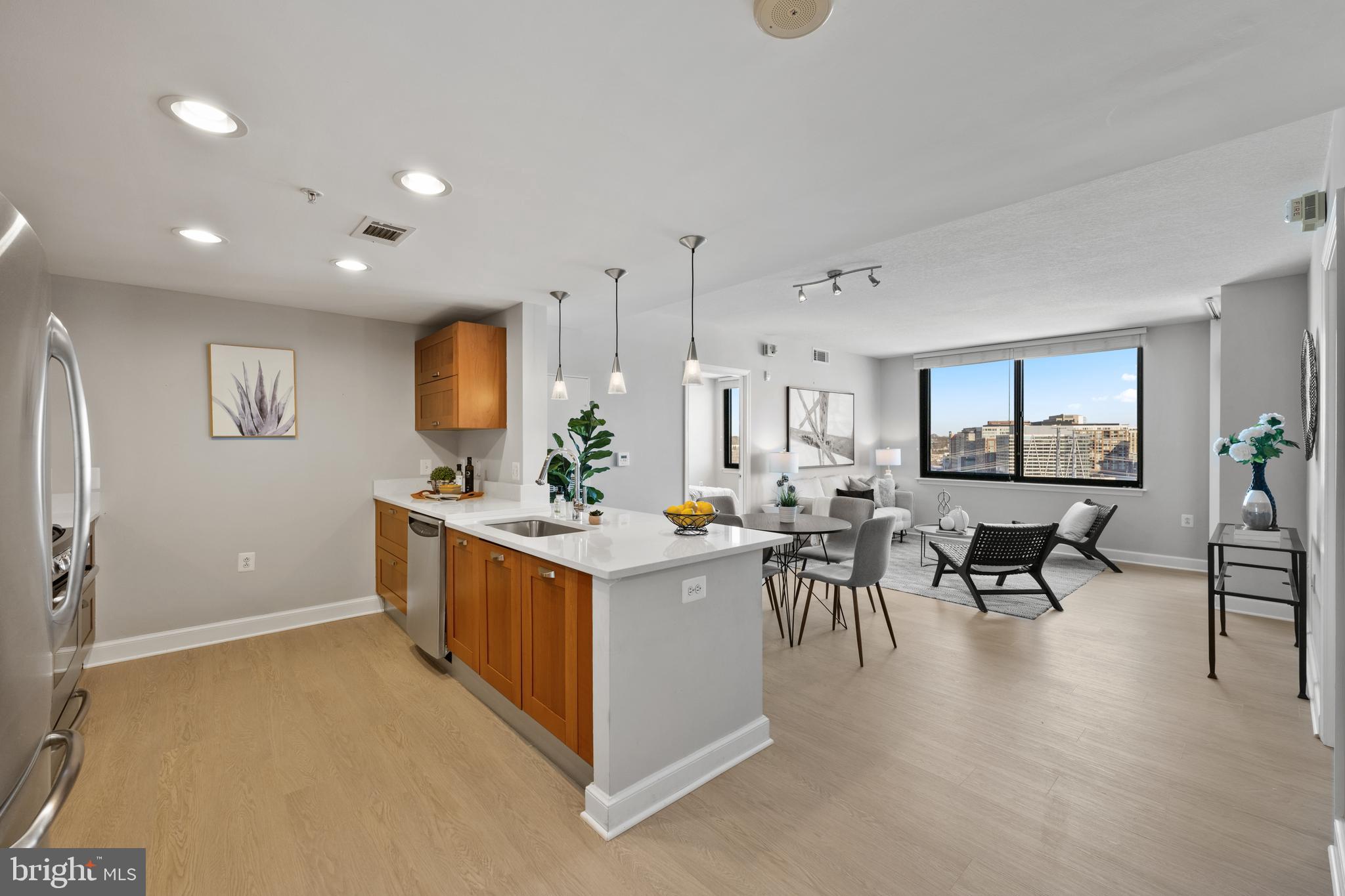 2451 Midtown Ave #1401