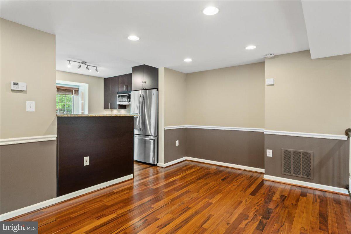 6562 SAND WEDGE CT