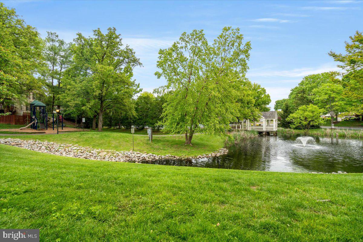 6562 SAND WEDGE CT