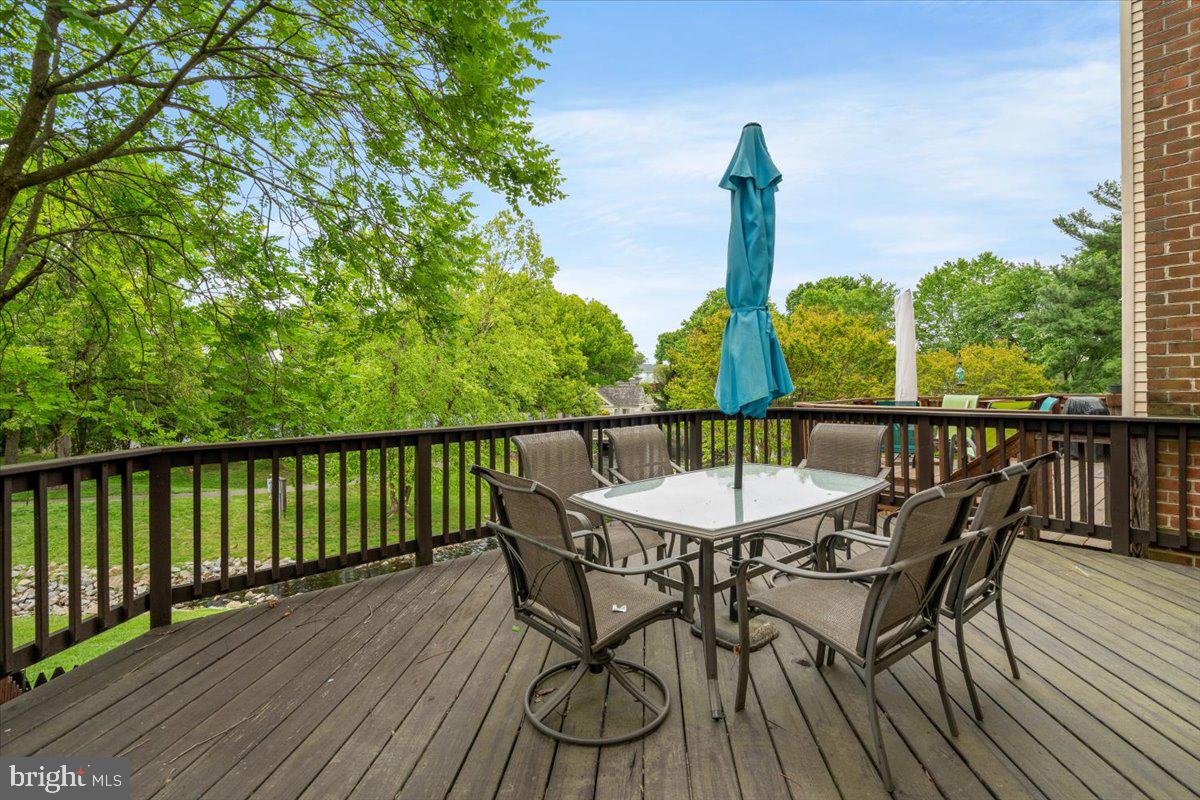 6562 SAND WEDGE CT